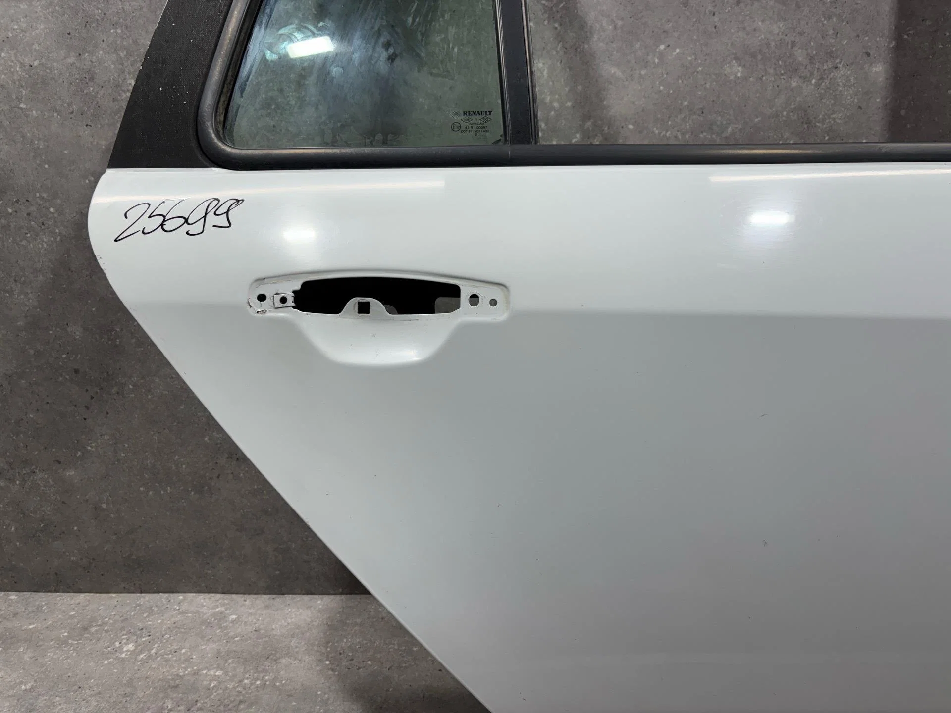 Дверь задняя правая Renault Symbol 2 LU01 2010 - миниатюра 4