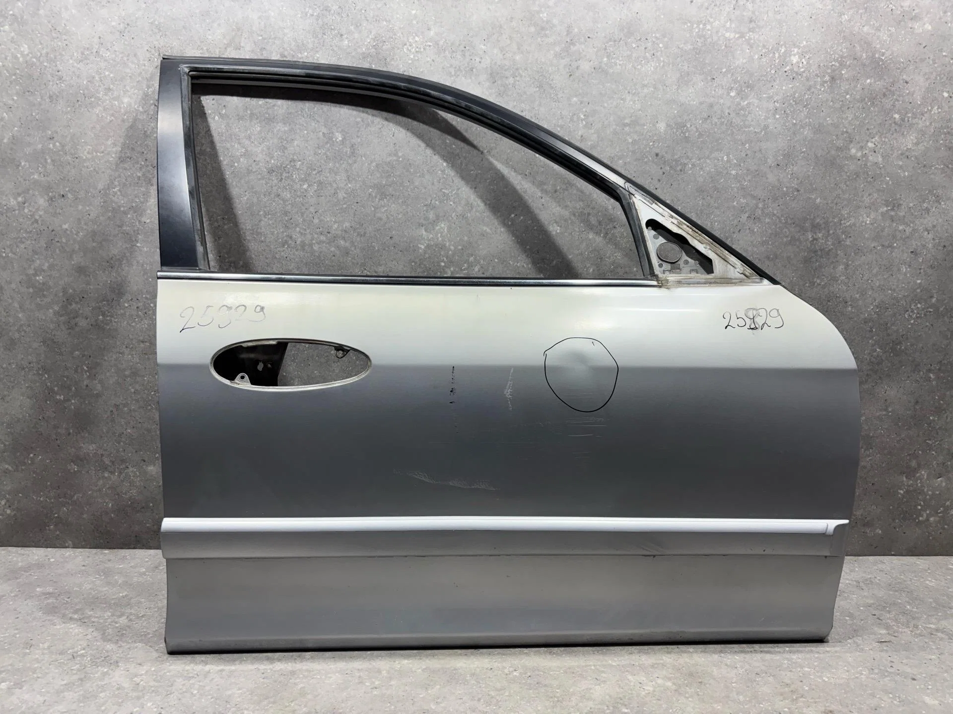 Дверь передняя правая Hyundai Sonata 4 рест. EF - изображение 1
