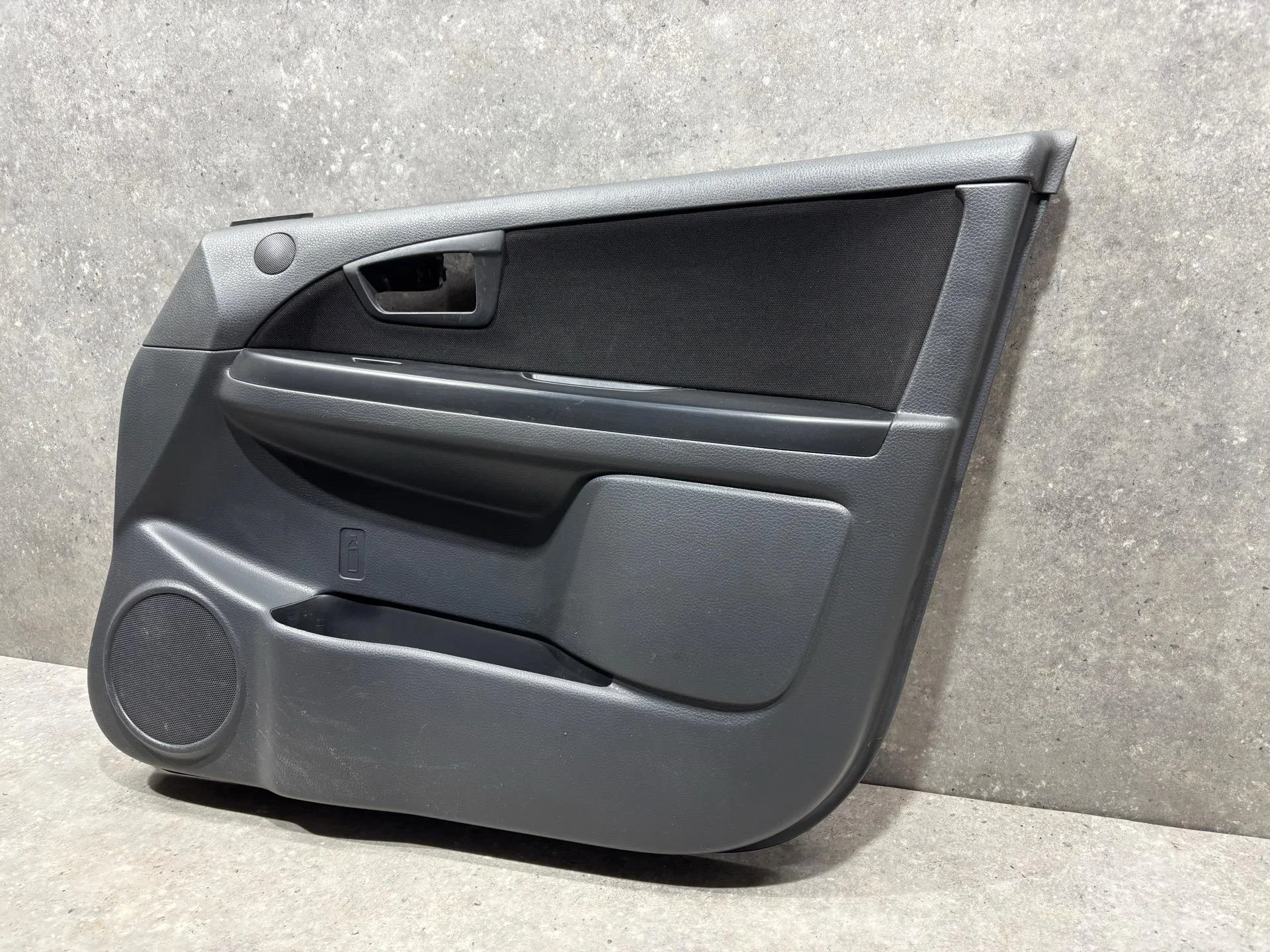 Обшивка двери передней правой Suzuki SX4 1 YA21S - миниатюра 3