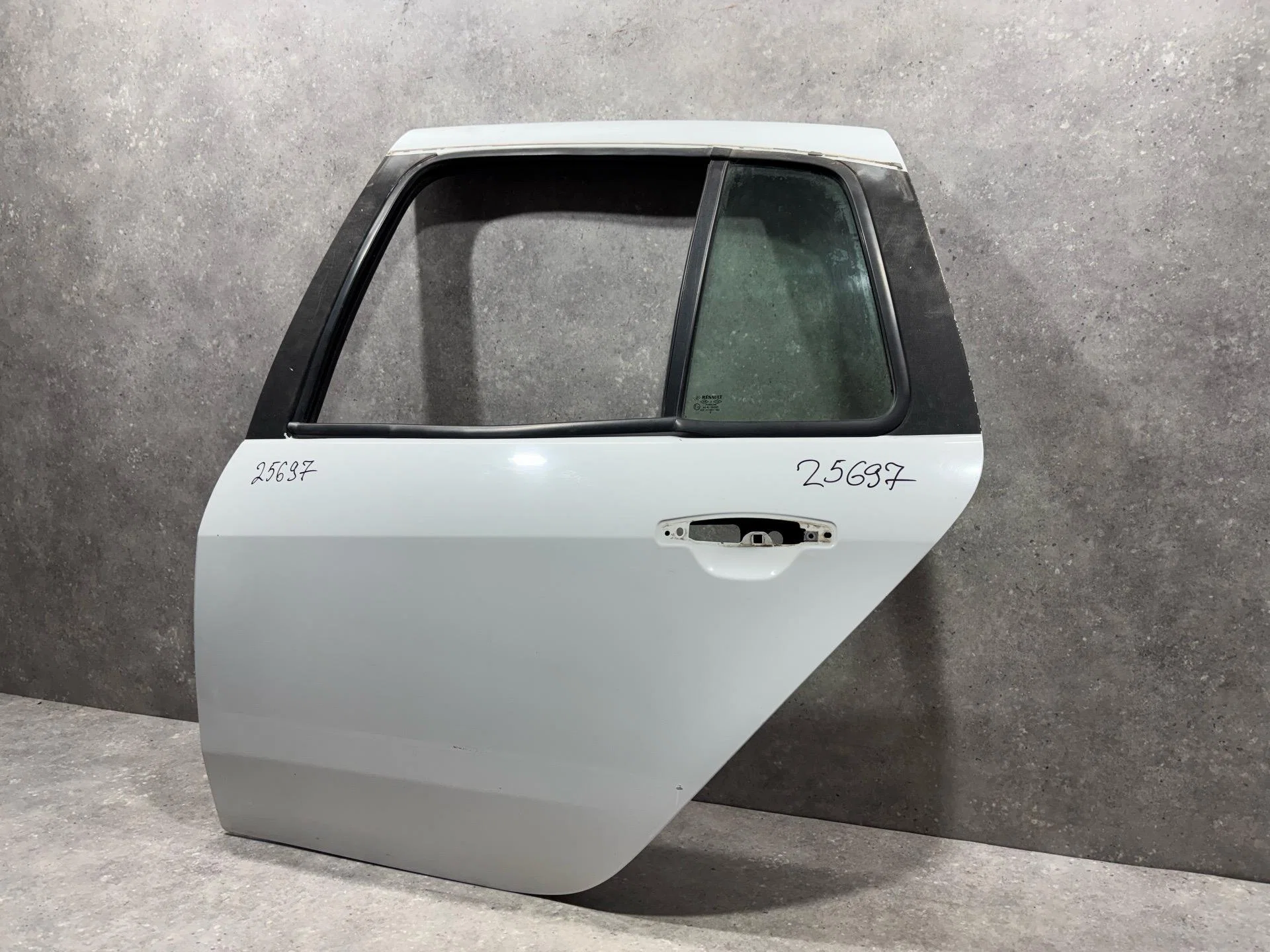 Дверь задняя левая Renault Symbol 2 LU01 2010 - миниатюра 2