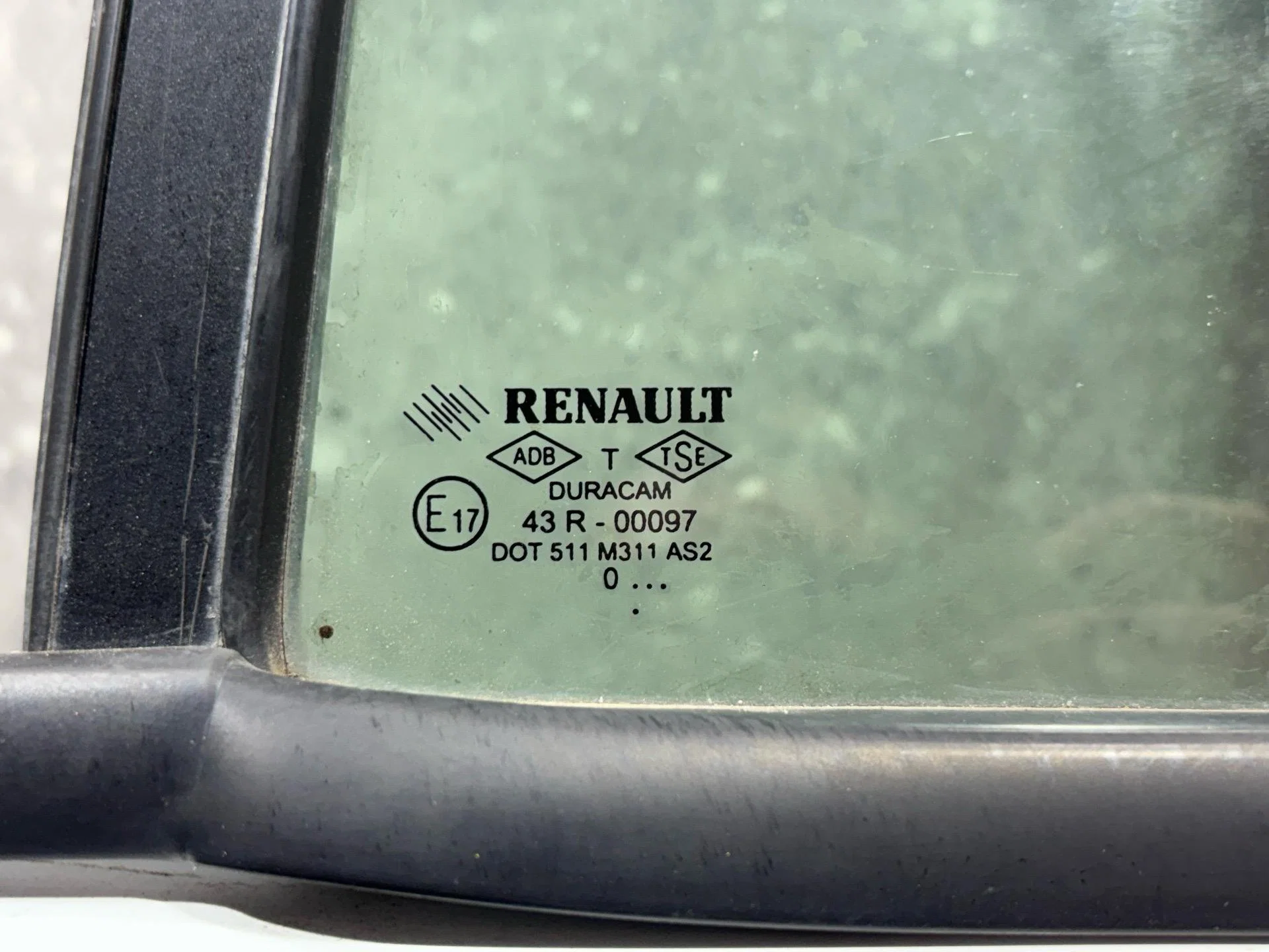 Дверь задняя левая Renault Symbol 2 LU01 2010 - миниатюра 8