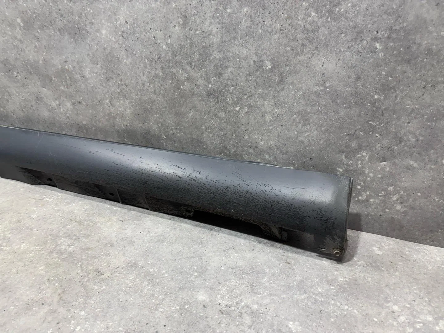 Накладка на порог правая Toyota Avensis 7585105010 - миниатюра 3