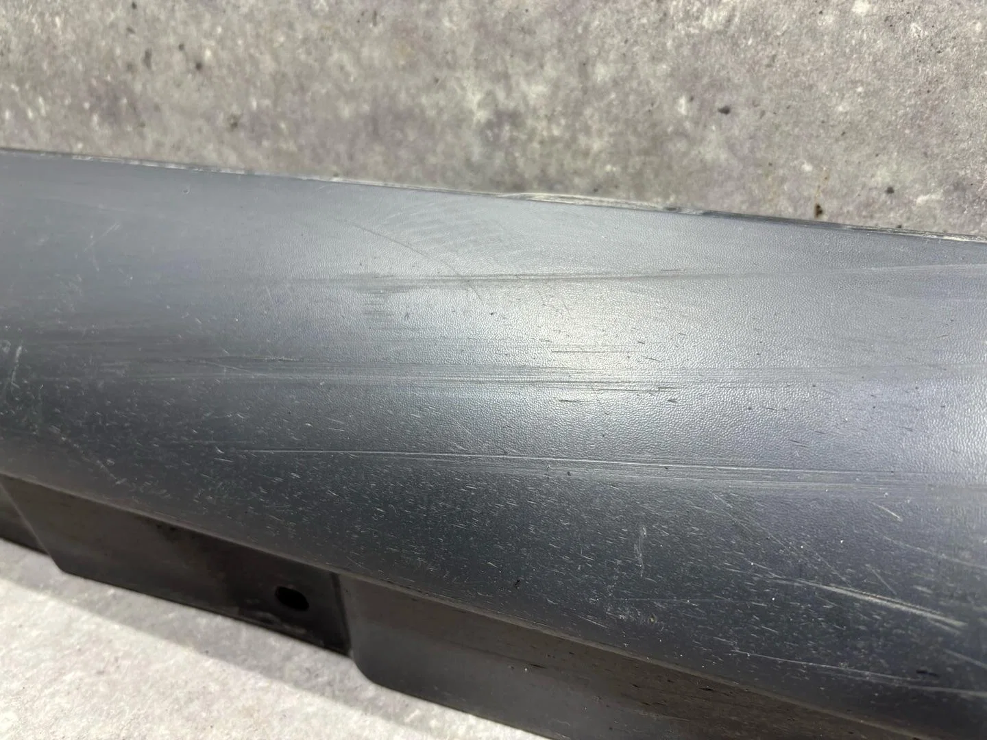Накладка на порог правая Toyota Avensis 7585105010 - миниатюра 4