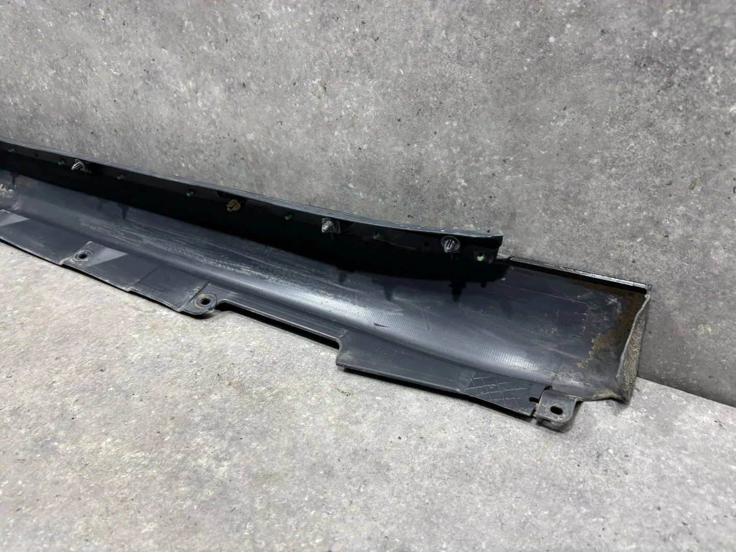 Накладка на порог правая Toyota Avensis 7585105010 - миниатюра 7