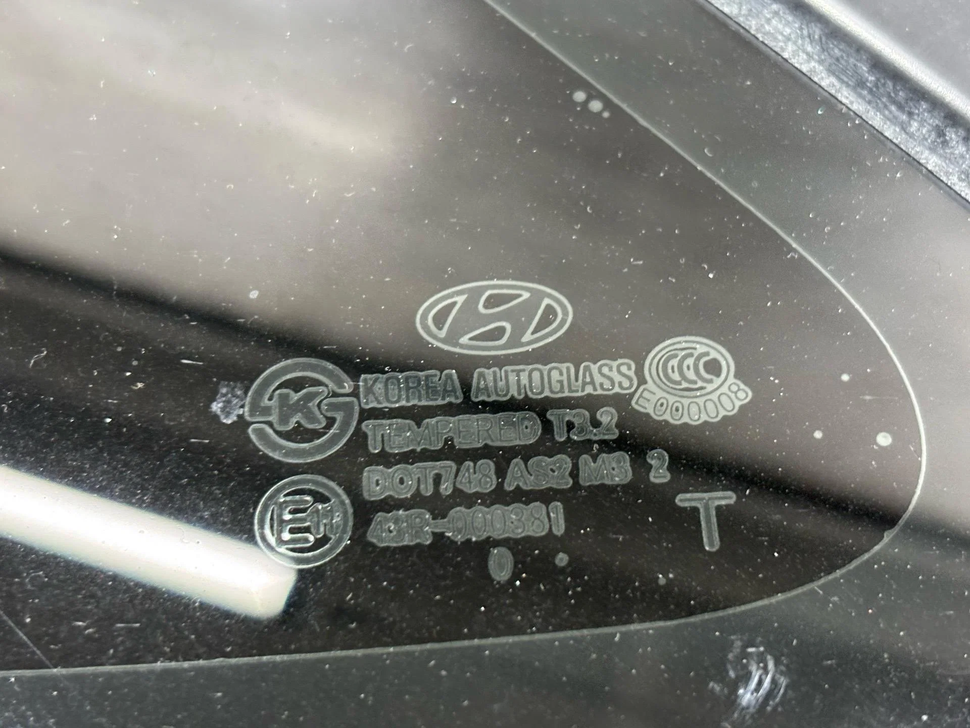 Стекло кузовное заднее левое Hyundai Elantra 4 HD - миниатюра 4