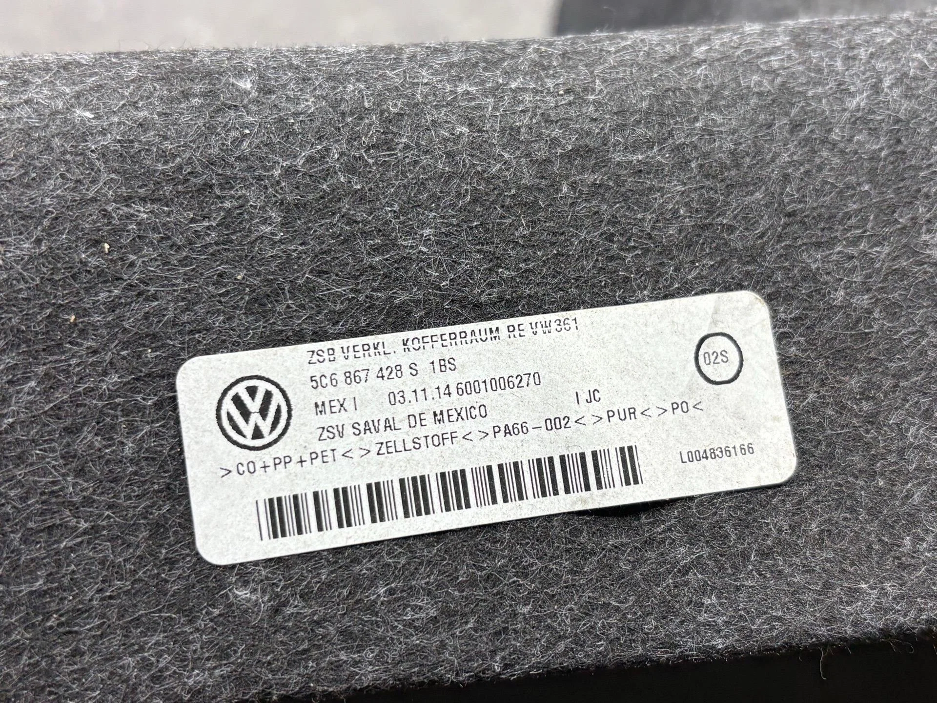 Обшивка отсека багажника правая Volkswagen Jetta - миниатюра 7