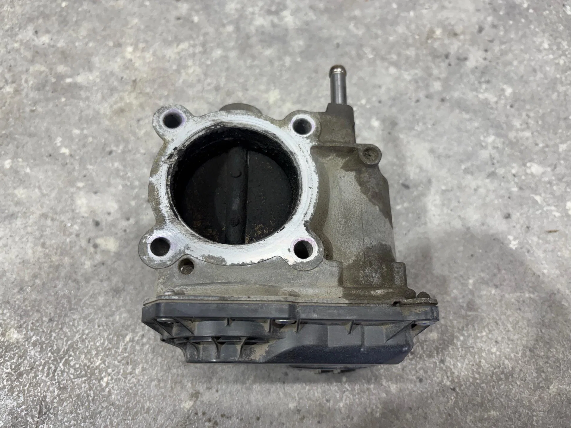 Дроссельная заслонка Toyota Corolla 11 E180 NDE180 - миниатюра 7