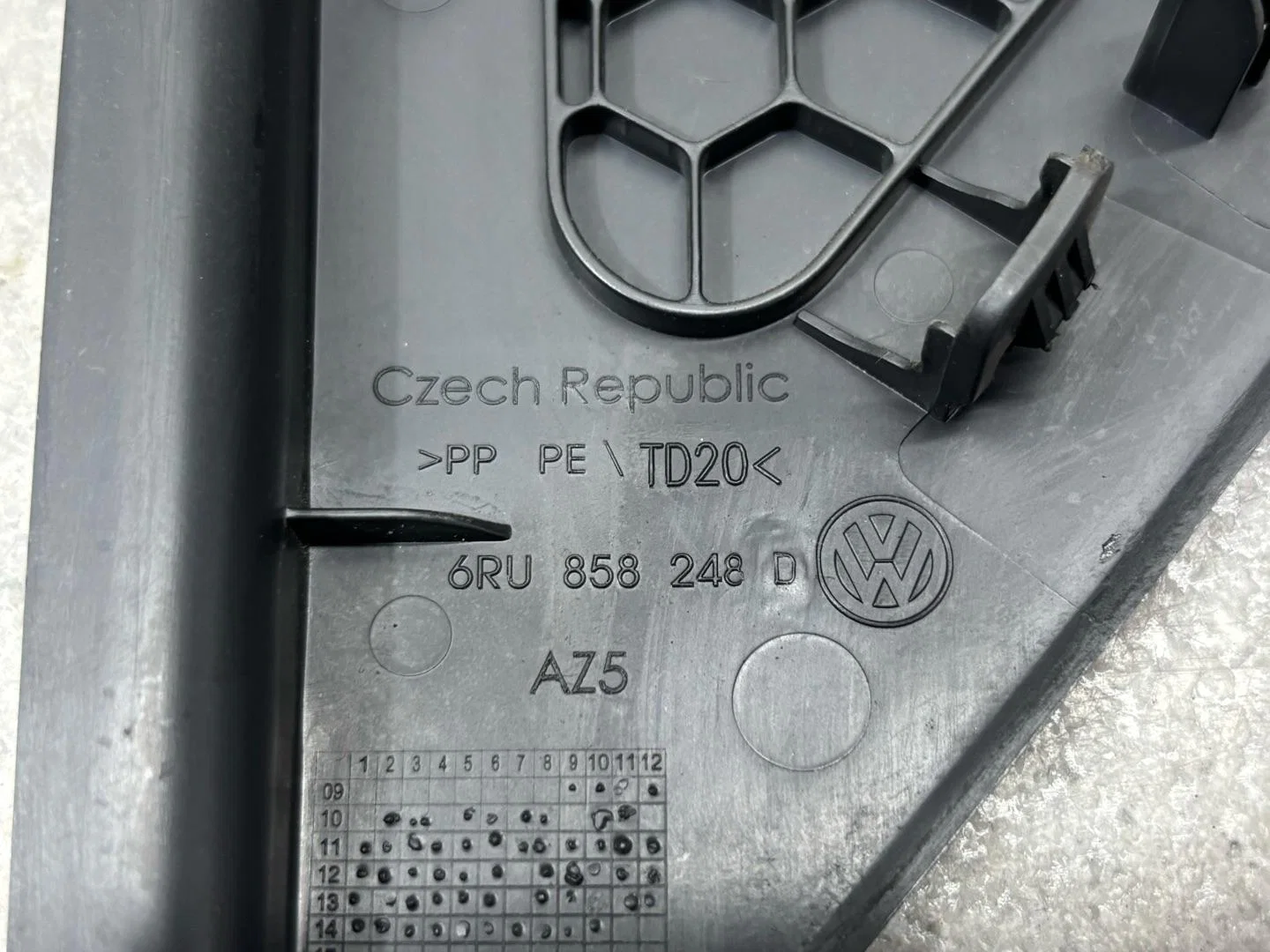 Крышка торпеды боковая правая Volkswagen Polo 5 - миниатюра 7