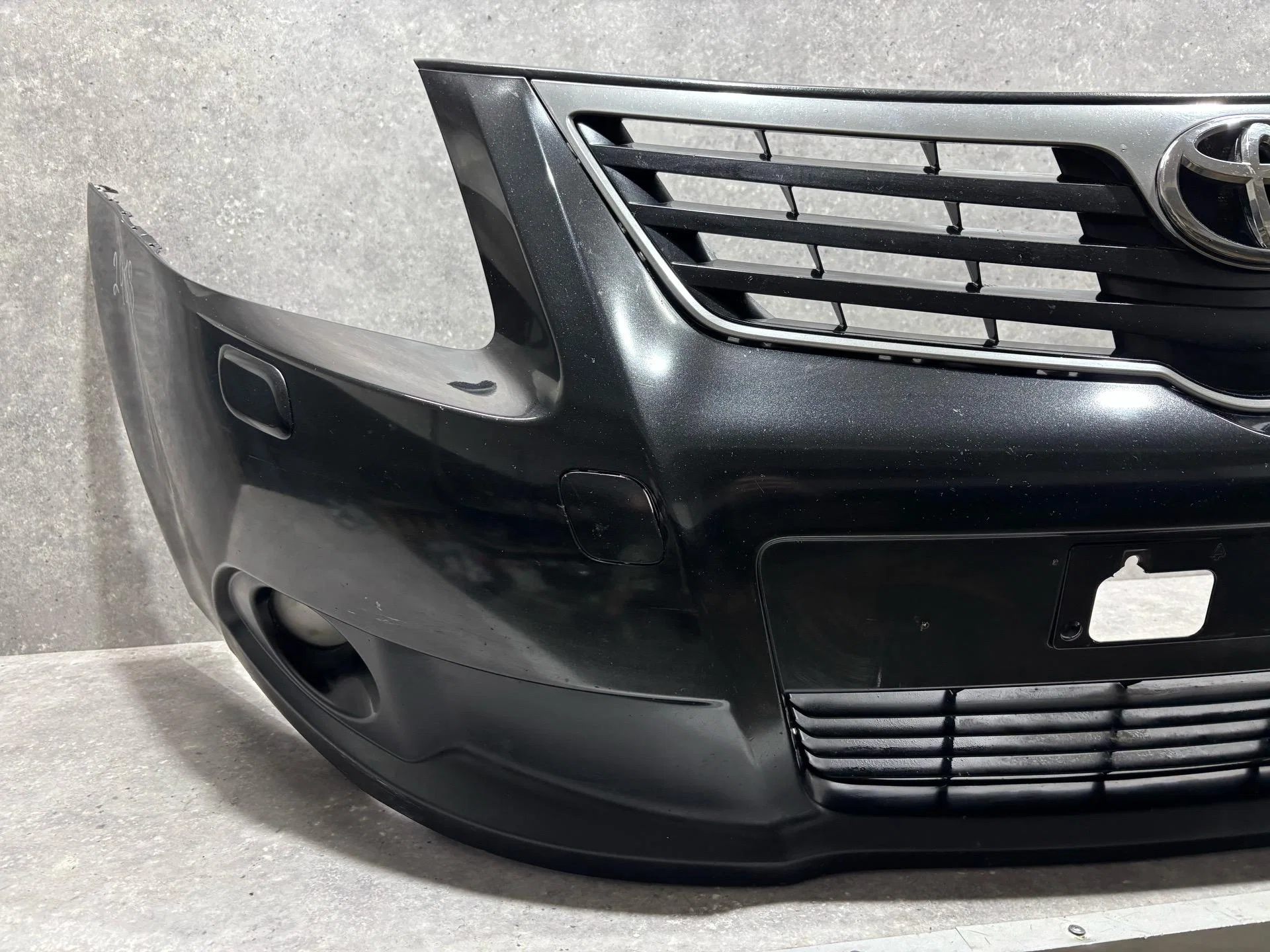 Бампер передний Toyota Avensis 3 T270 ADT270 2010 - миниатюра 3