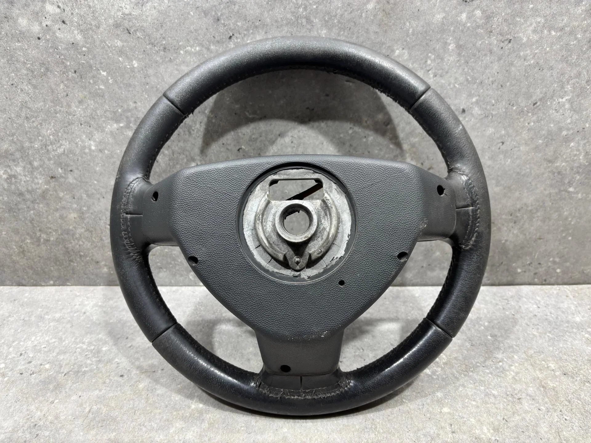 Руль Opel Astra H рест. L48 2007 13251121 - миниатюра 6