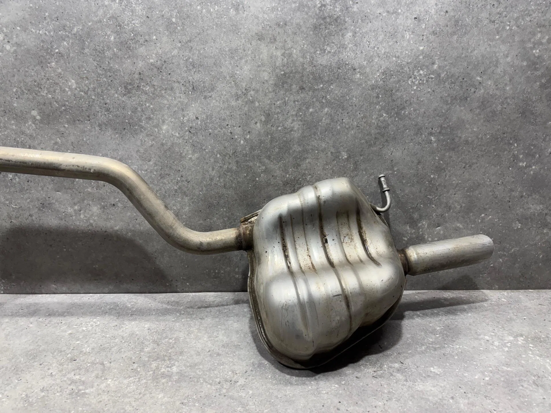 Глушитель задняя часть Volkswagen Jetta 6 рест. - миниатюра 10
