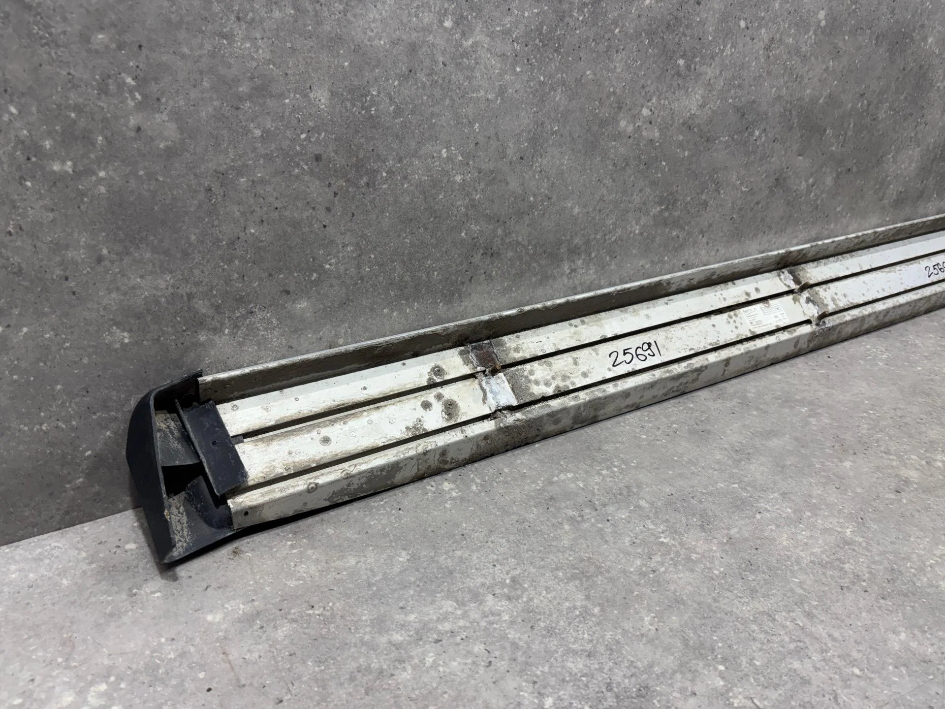 Подножка Toyota RAV4 3 XA30 ACA30 2008 - миниатюра 7