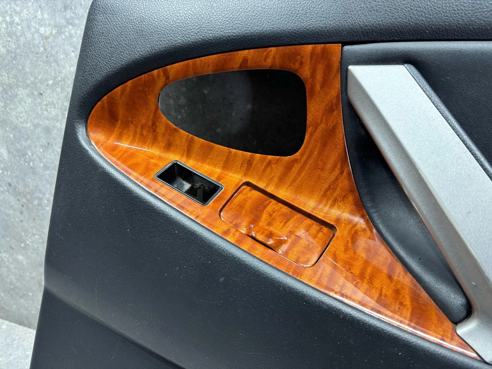 Обшивка двери задней правой Toyota Camry 7 XV40 - миниатюра 5