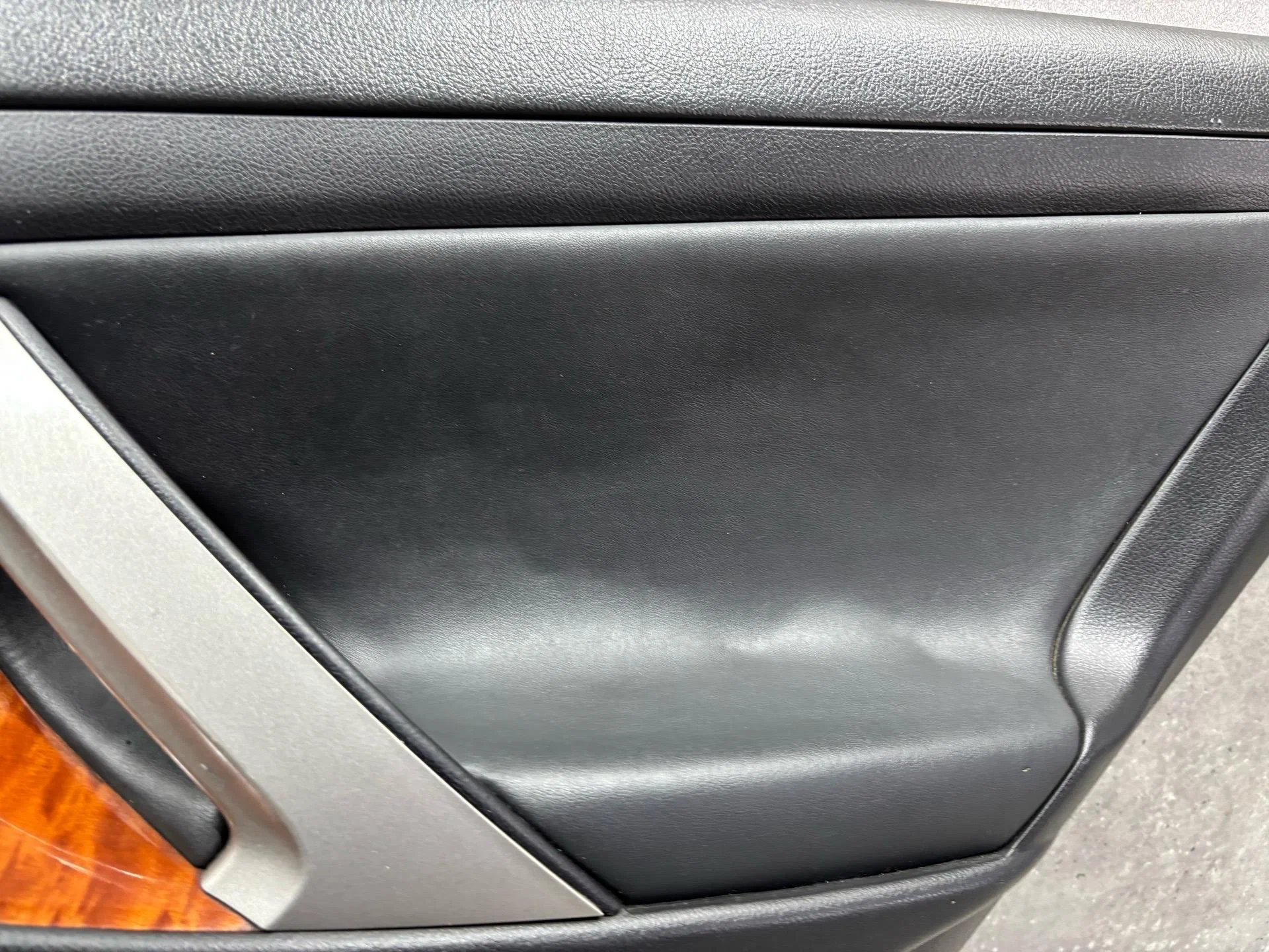 Обшивка двери задней правой Toyota Camry 7 XV40 - миниатюра 6