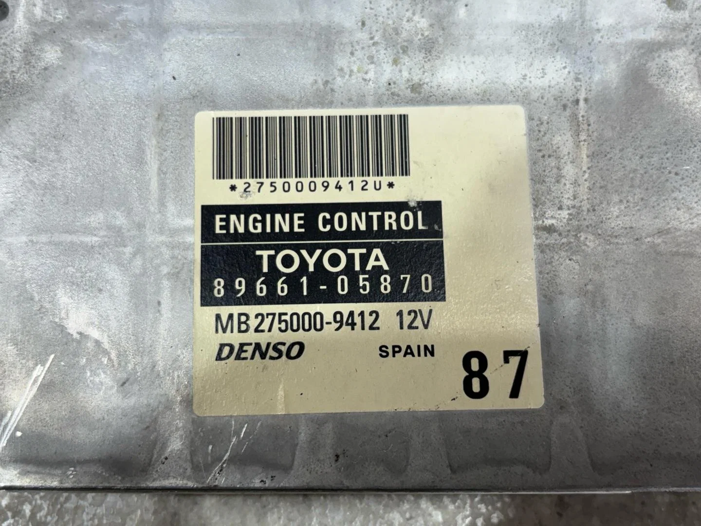 Блок управления двигателем Toyota Avensis - миниатюра 2