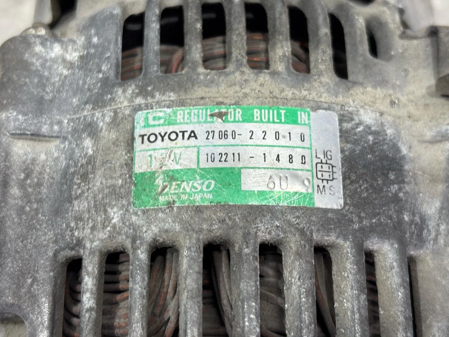 Генератор Toyota Avensis 2 T250 рест. ADT250 2007 - миниатюра 4