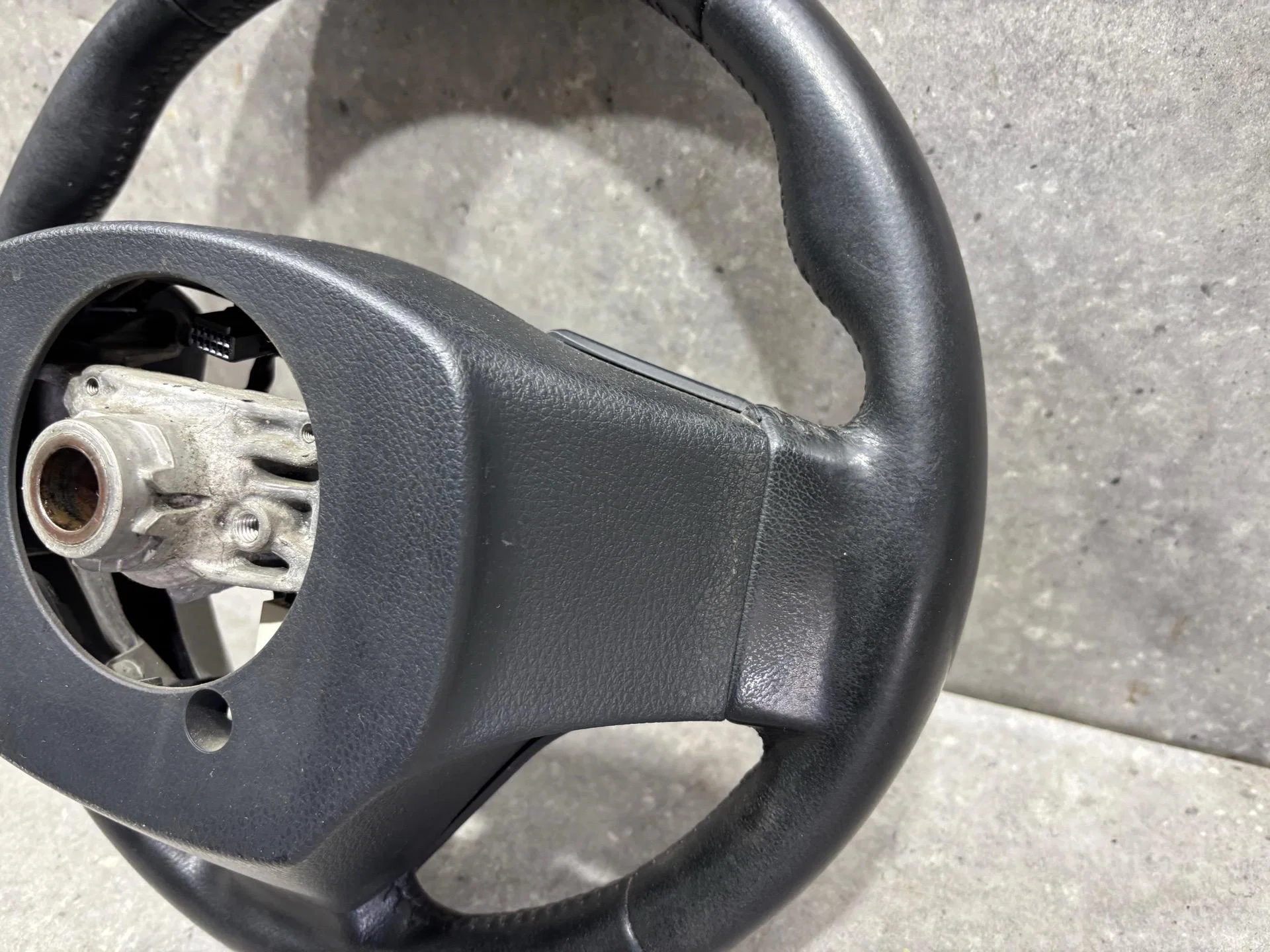 Руль Toyota Corolla 11 E180 NDE180 2013 - миниатюра 9