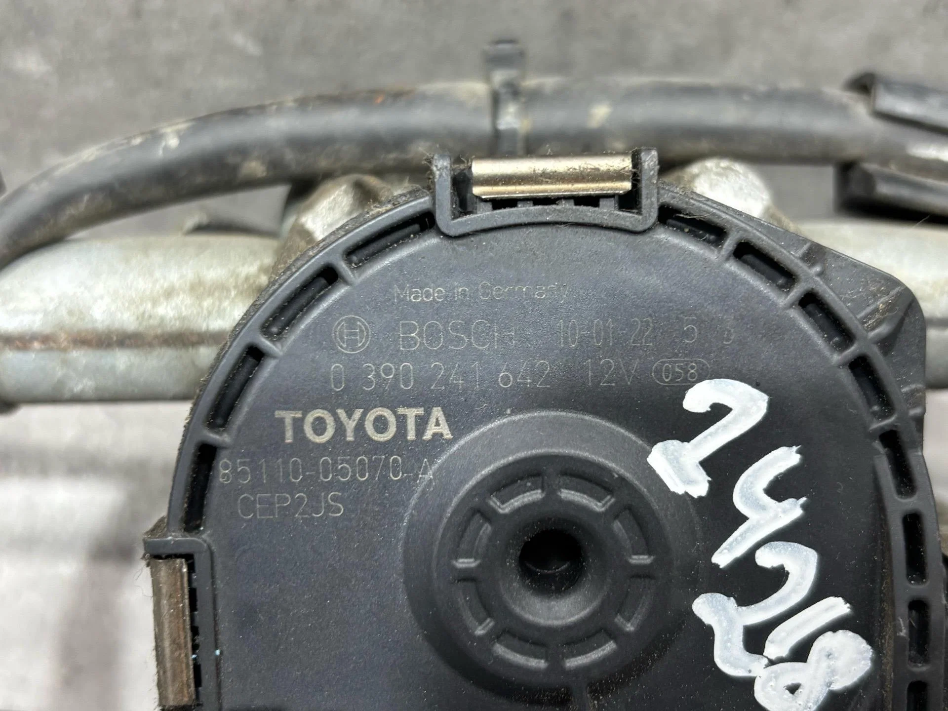 Трапеция стеклоочистителя Toyota Avensis 3 T270 - миниатюра 2
