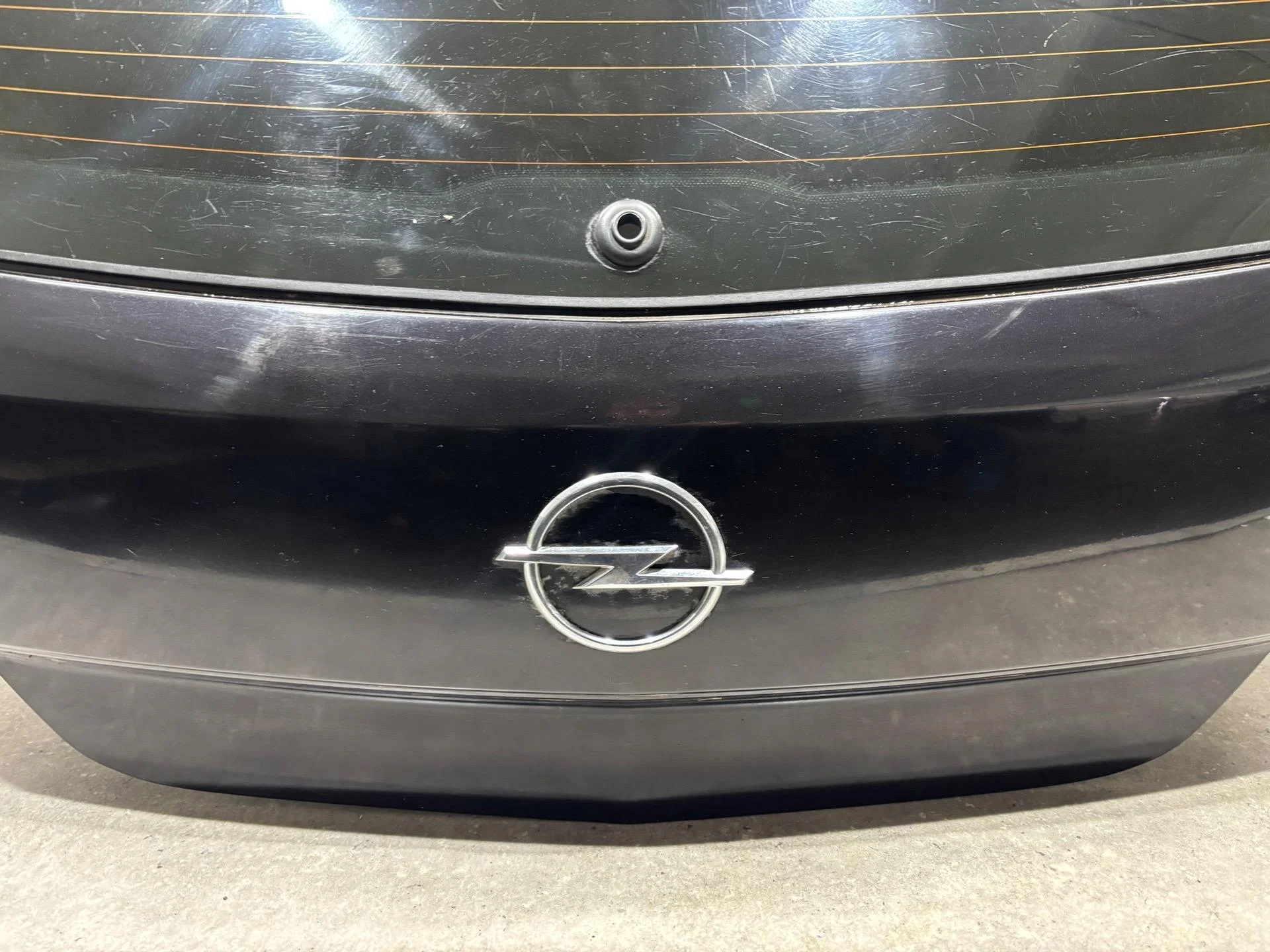 Крышка багажника Opel Astra H рест. L48 2007 - миниатюра 5