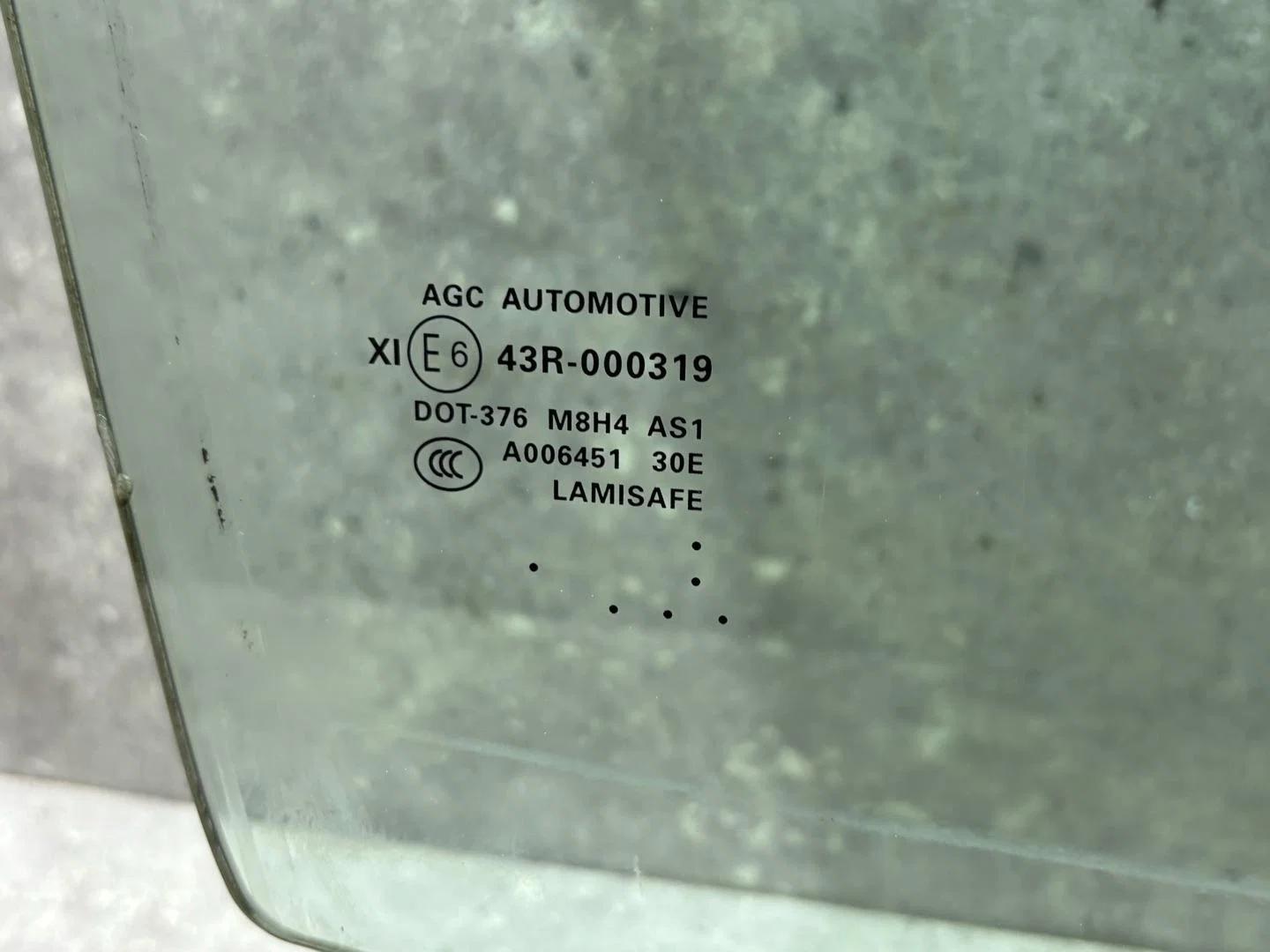 Стекло двери передней правой Infiniti QX60 1 рест. - миниатюра 2