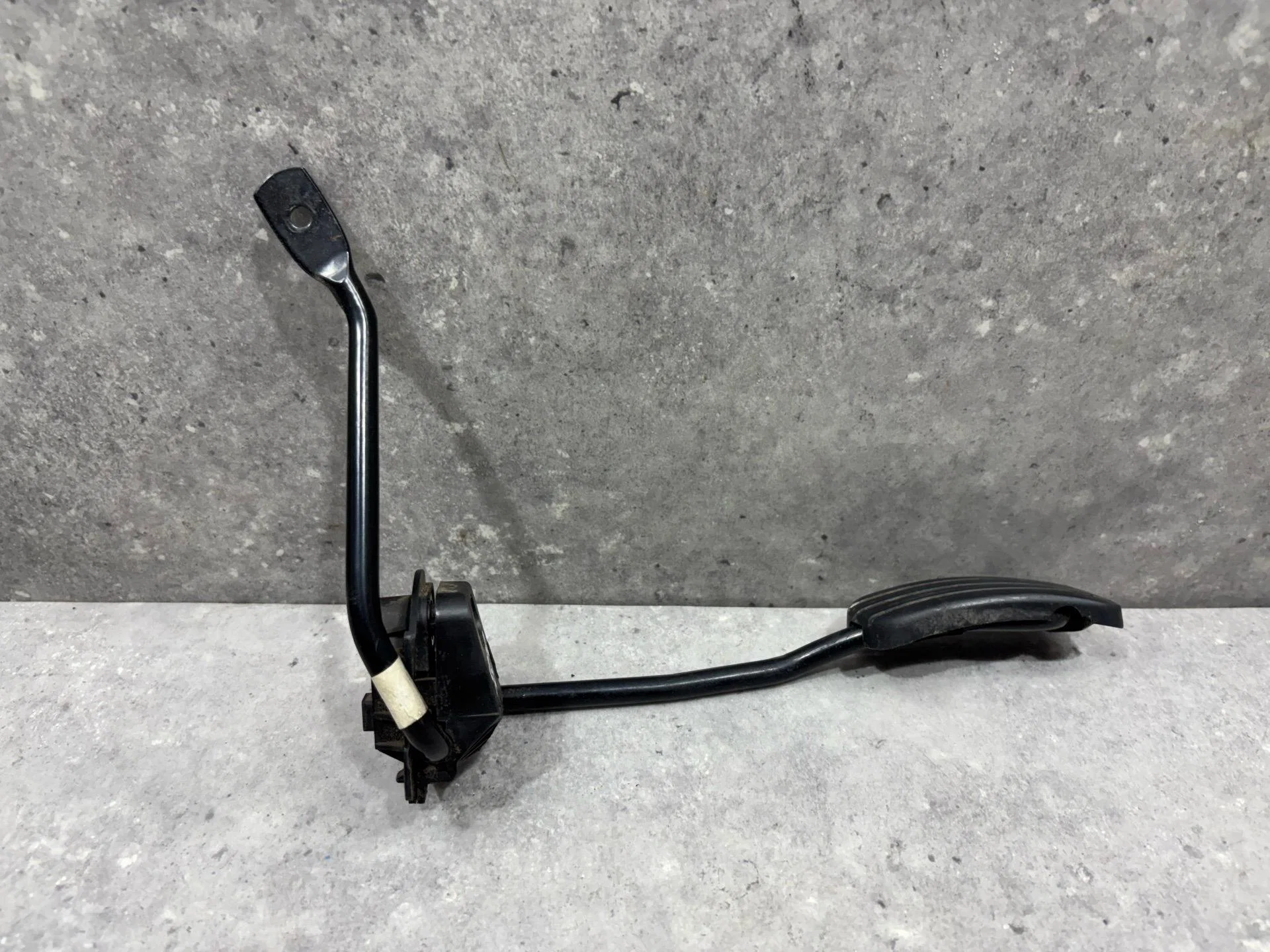 Педаль газа Renault Symbol 2 LU01 2010 7700414107 - миниатюра 3