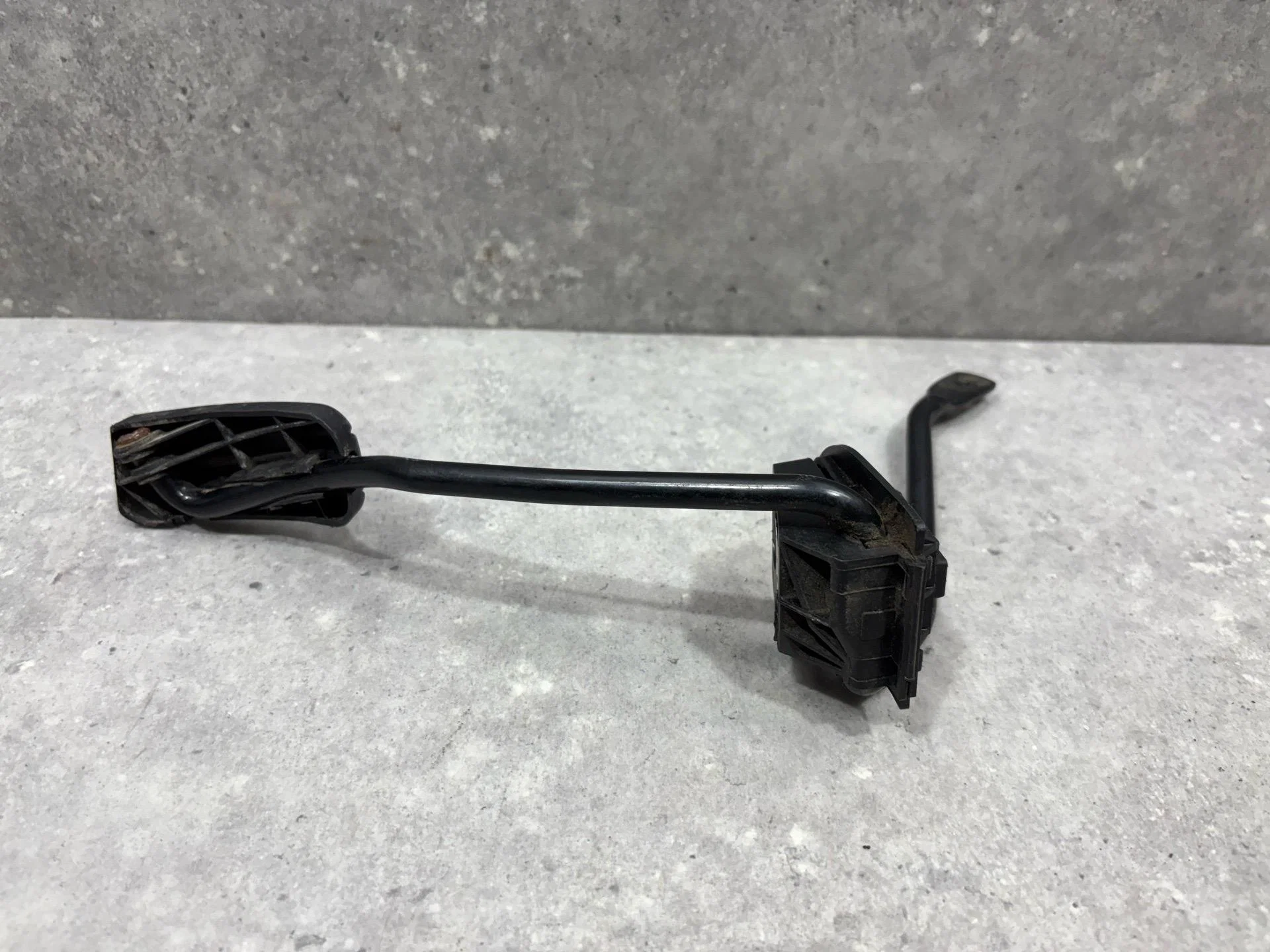 Педаль газа Renault Symbol 2 LU01 2010 7700414107 - миниатюра 5