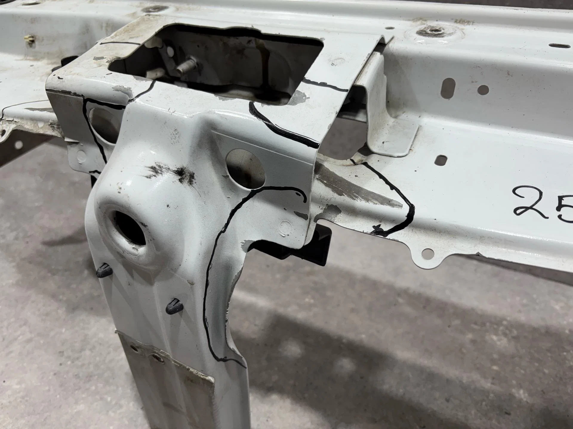 Передняя панель (телевизор) Renault Logan 2 L8 - миниатюра 7
