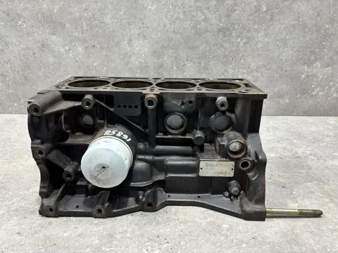 Блок цилиндров Renault Symbol 2 LU01 2010