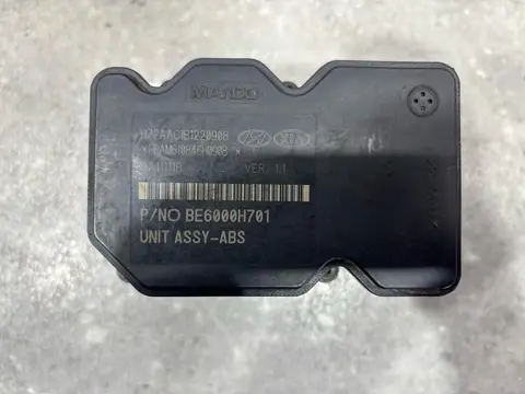 Блок ABS Kia Rio 3 рест. QB 2017 589204L100