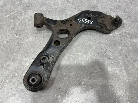 Рычаг передний правый Toyota RAV4 3 XA30 ACA30