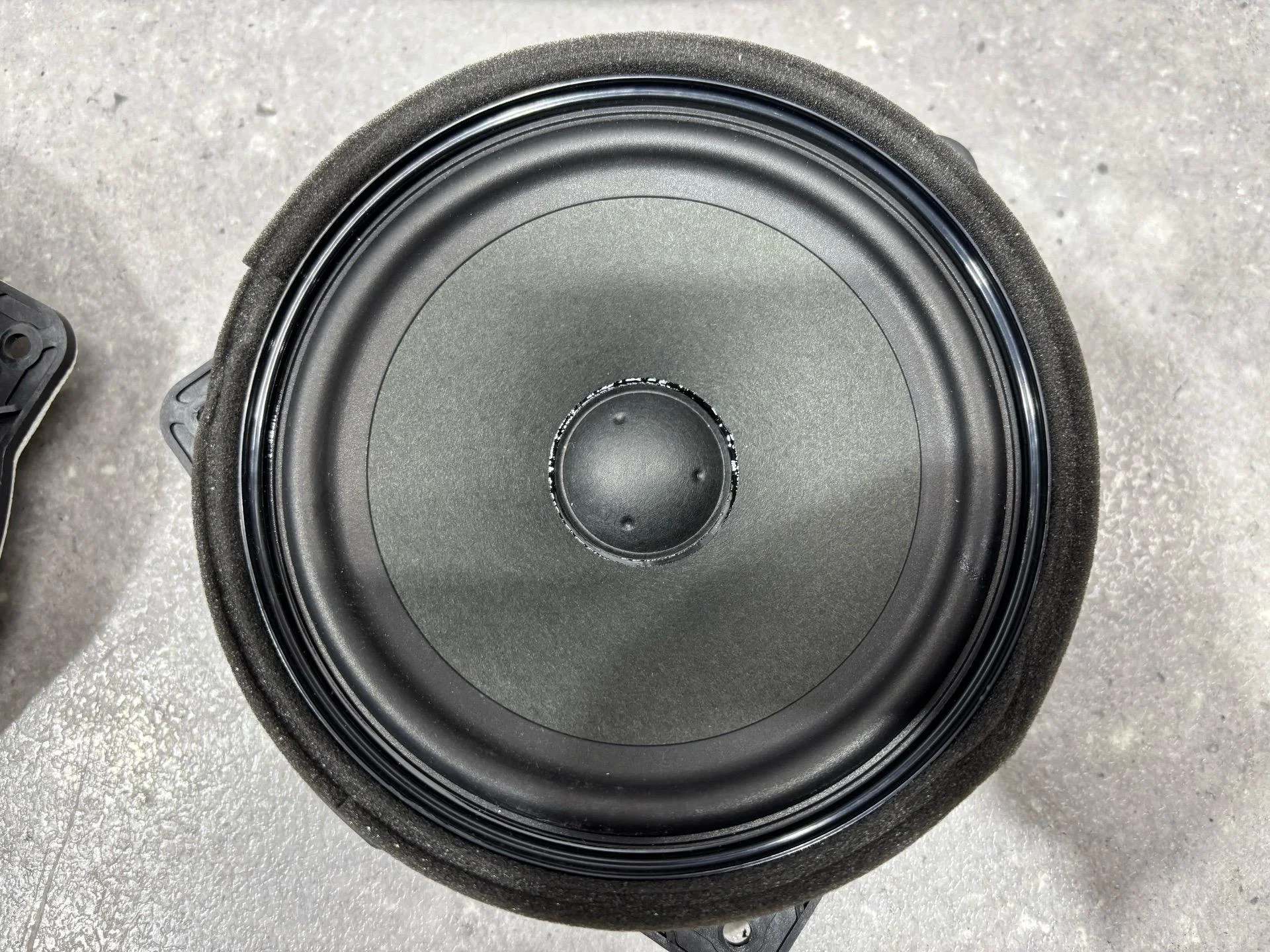 Динамик Jetour X90 Plus 1 2023 F167909015 - миниатюра 3