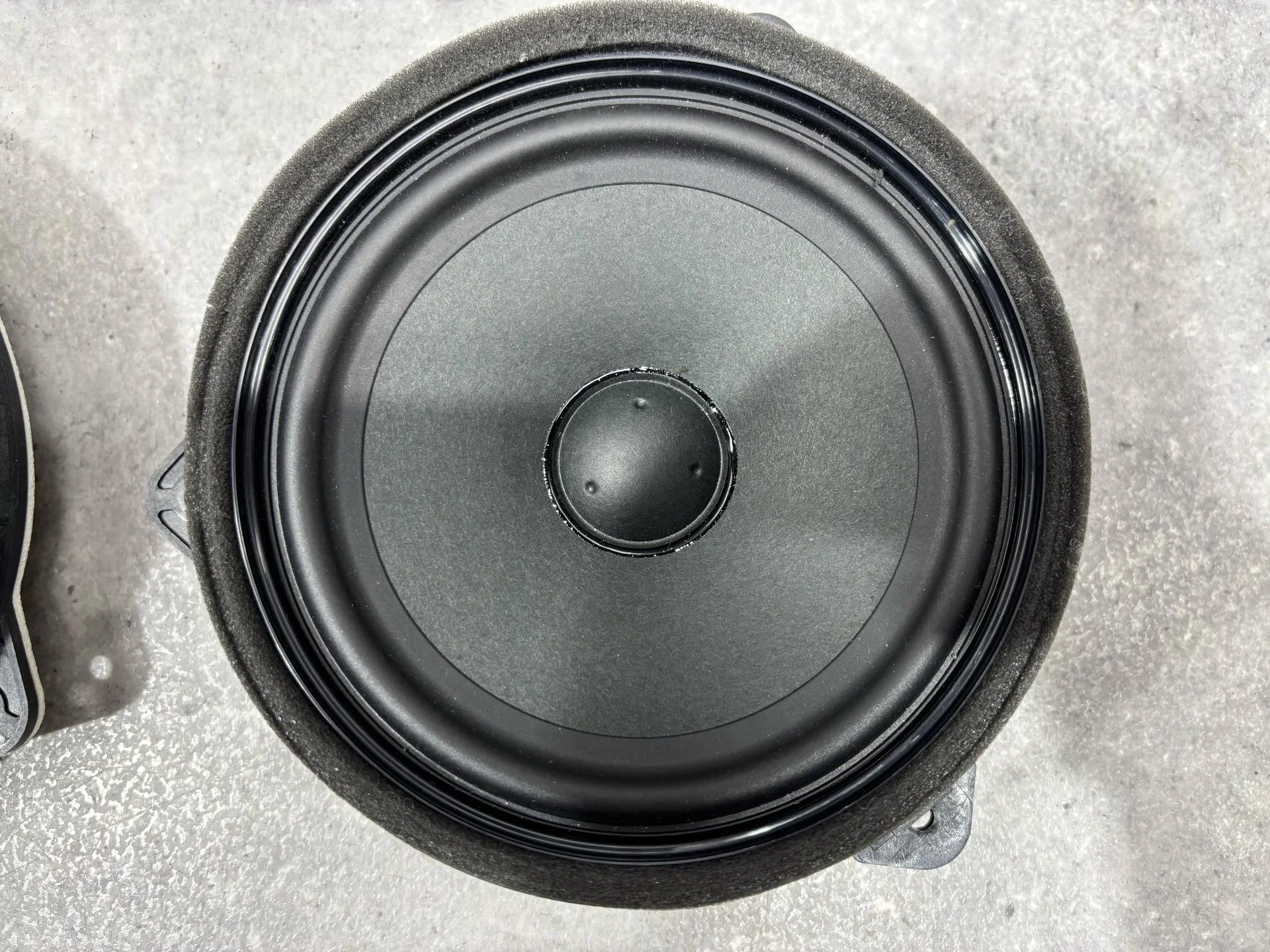 Динамик Jetour X90 Plus 1 2023 F167909015 - миниатюра 4