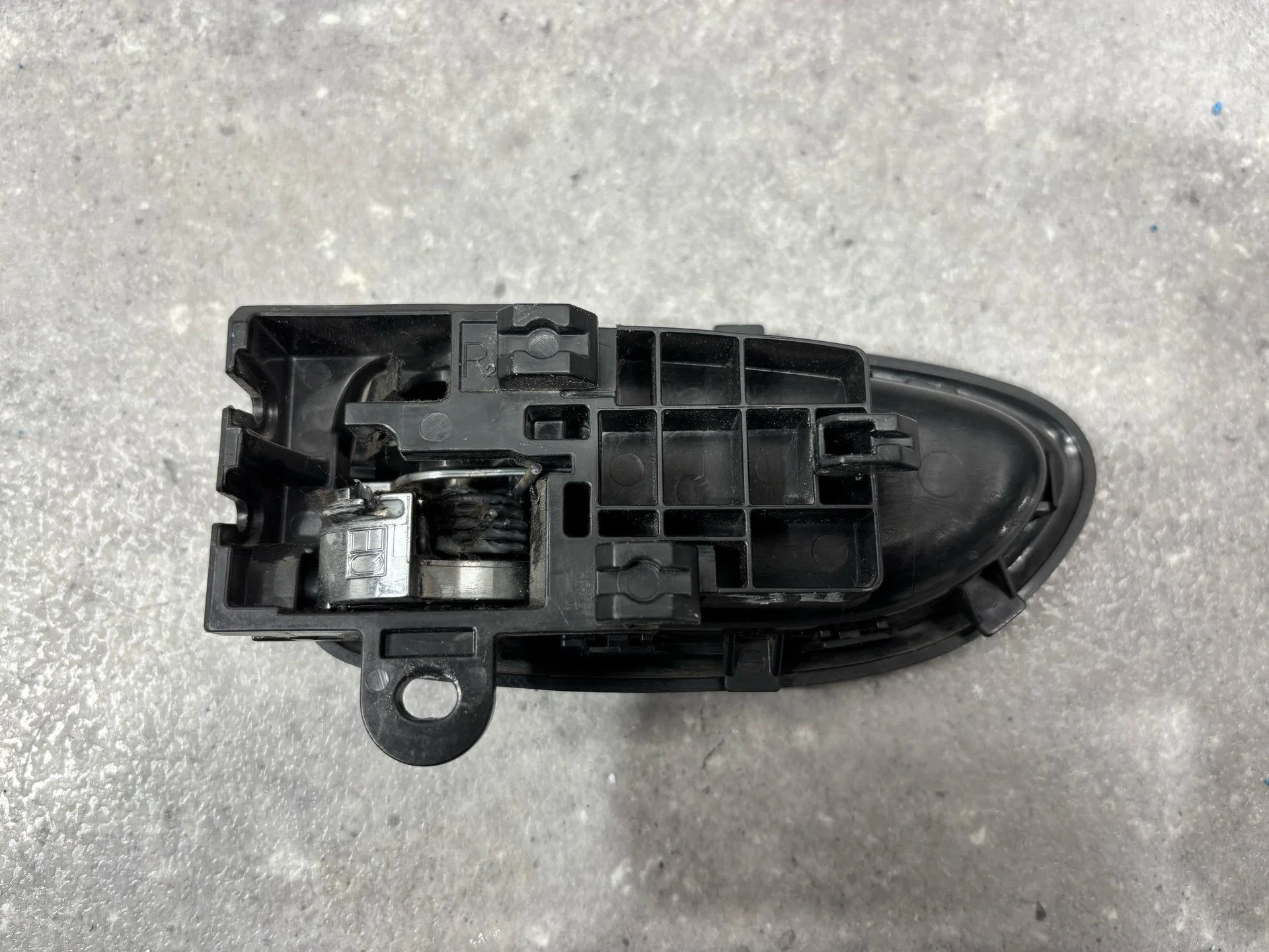 Ручка внутренняя двери правой Nissan Almera G15 - миниатюра 5