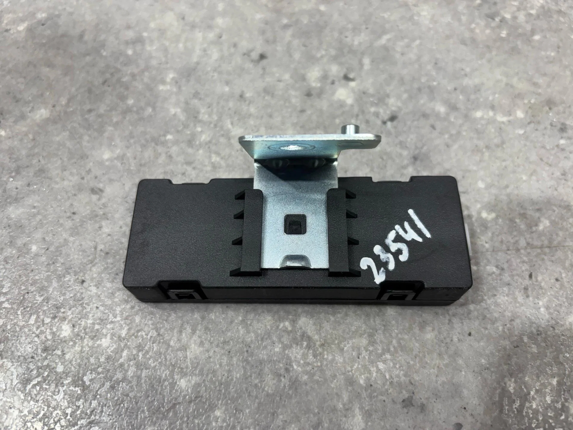 Bluetooth антенна Jetour X90 Plus 1 2023 - миниатюра 4