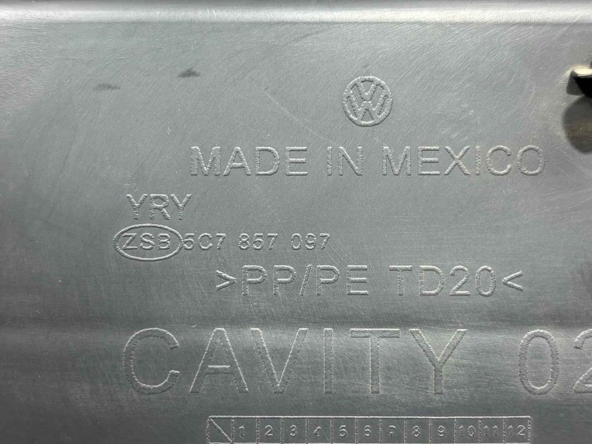 Бардачок Volkswagen Jetta 6 162 2013 5C7857114E82V - миниатюра 10