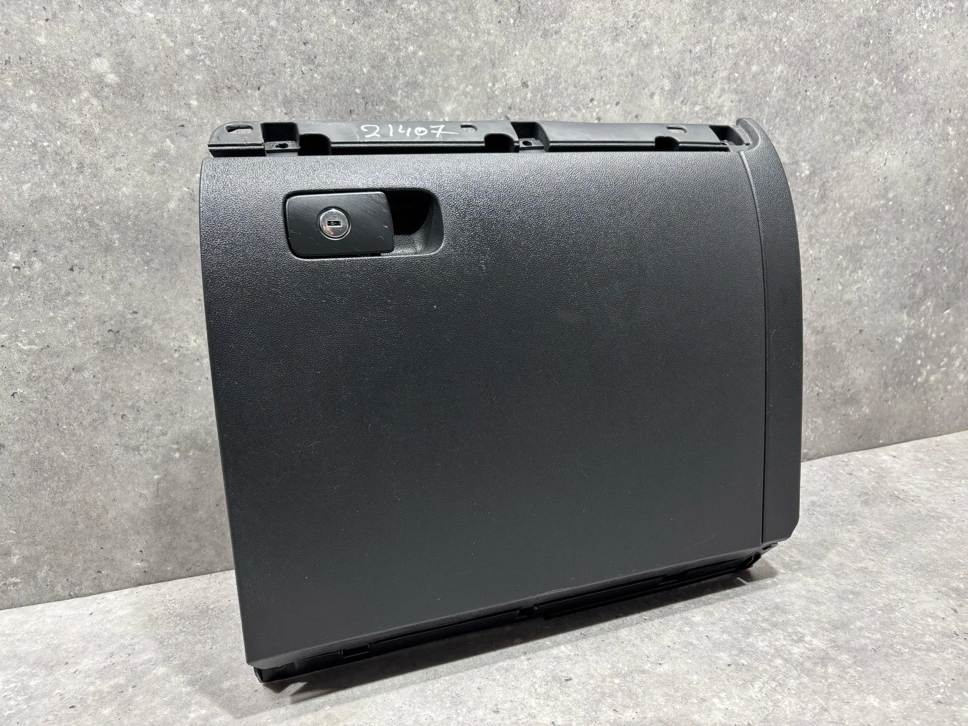 Бардачок Volkswagen Jetta 6 162 2013 5C7857114E82V - миниатюра 2