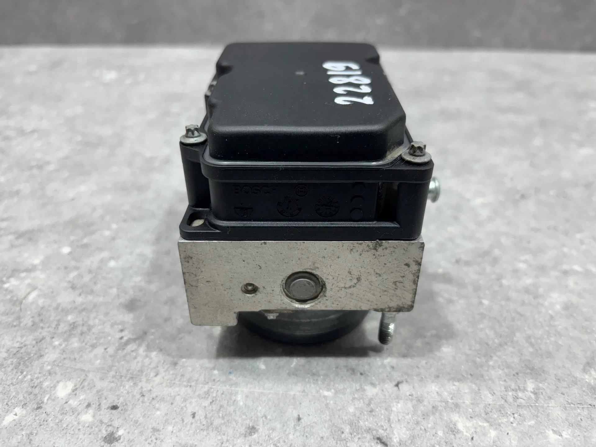 Блок ABS Nissan Almera G15 2016 476604AA0A - миниатюра 3