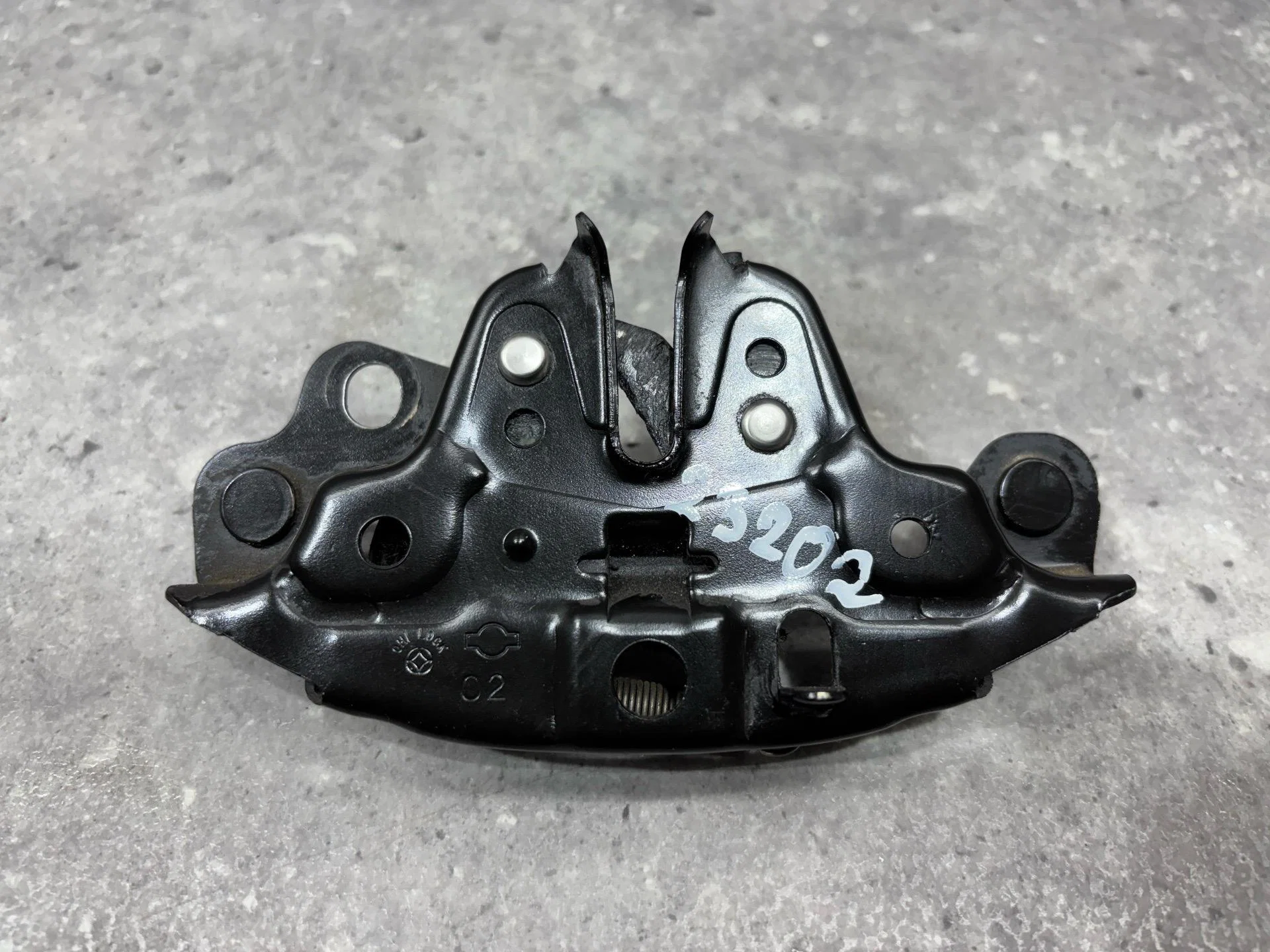 Замок капота Nissan Qashqai J11 рест. J11 2020 - изображение 1