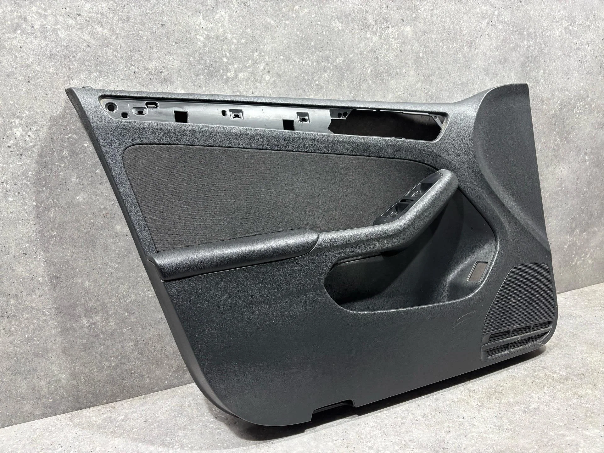 Обшивка двери передней левой Volkswagen Jetta 6 - миниатюра 3