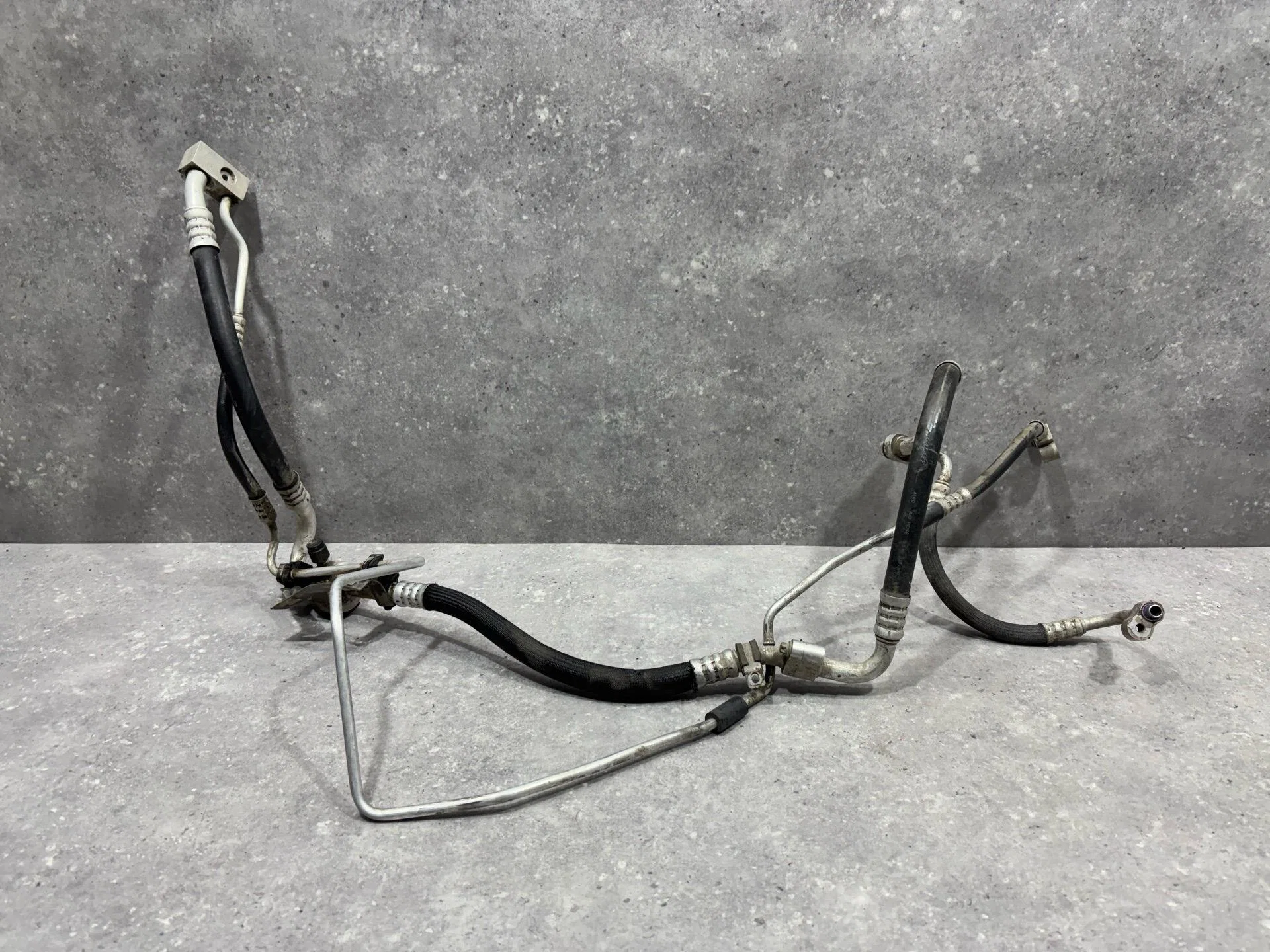 Трубка кондиционера Opel Astra H рест. L69 2008 - миниатюра 5