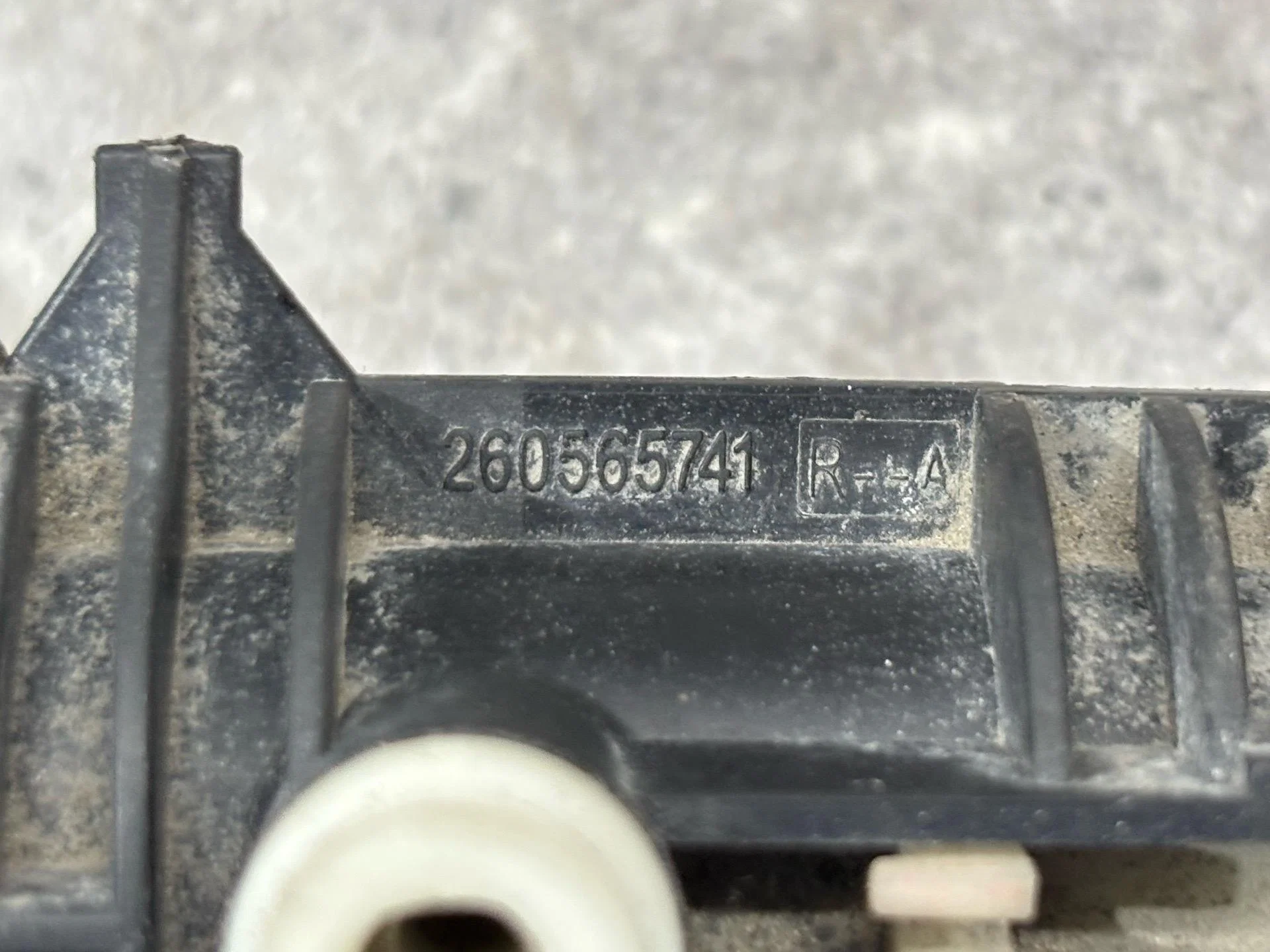 Корректор фар Renault Logan 2 L8 2017 260101479R - миниатюра 5