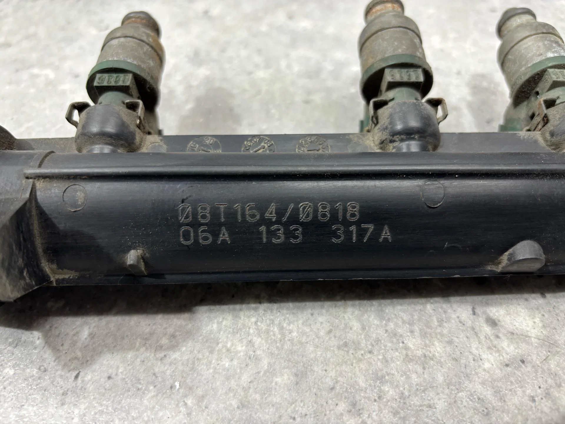 Топливная рампа Skoda Octavia 1 рест. 1U2 2008 - миниатюра 6