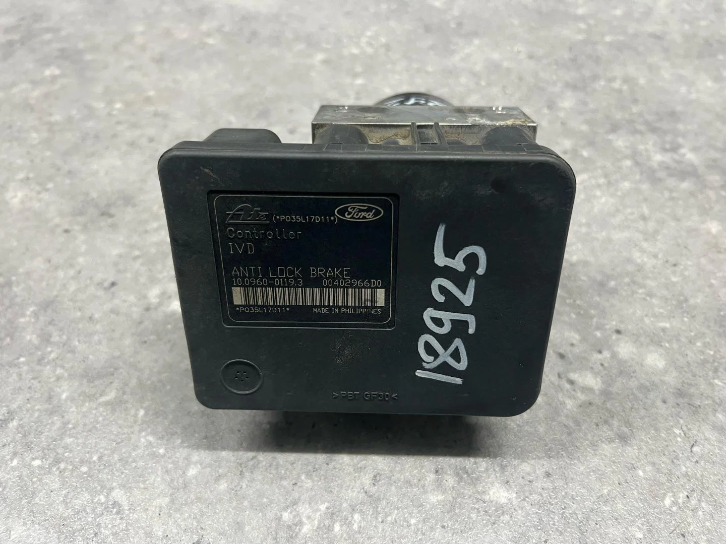 Блок ABS Mazda 3 1 BK 2006 BPYL437AZF - изображение 1