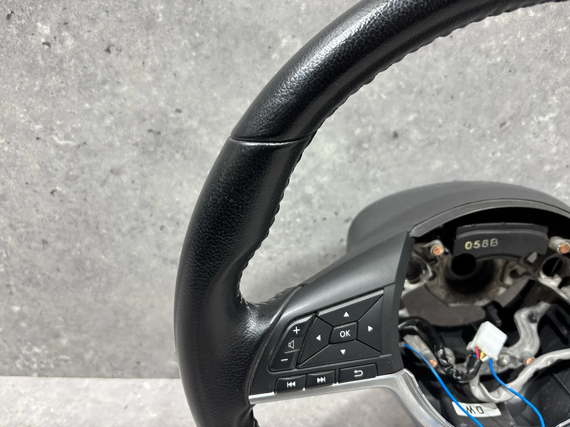 Руль Nissan Qashqai J11 рест. J11 2020 484306FW2A - миниатюра 5