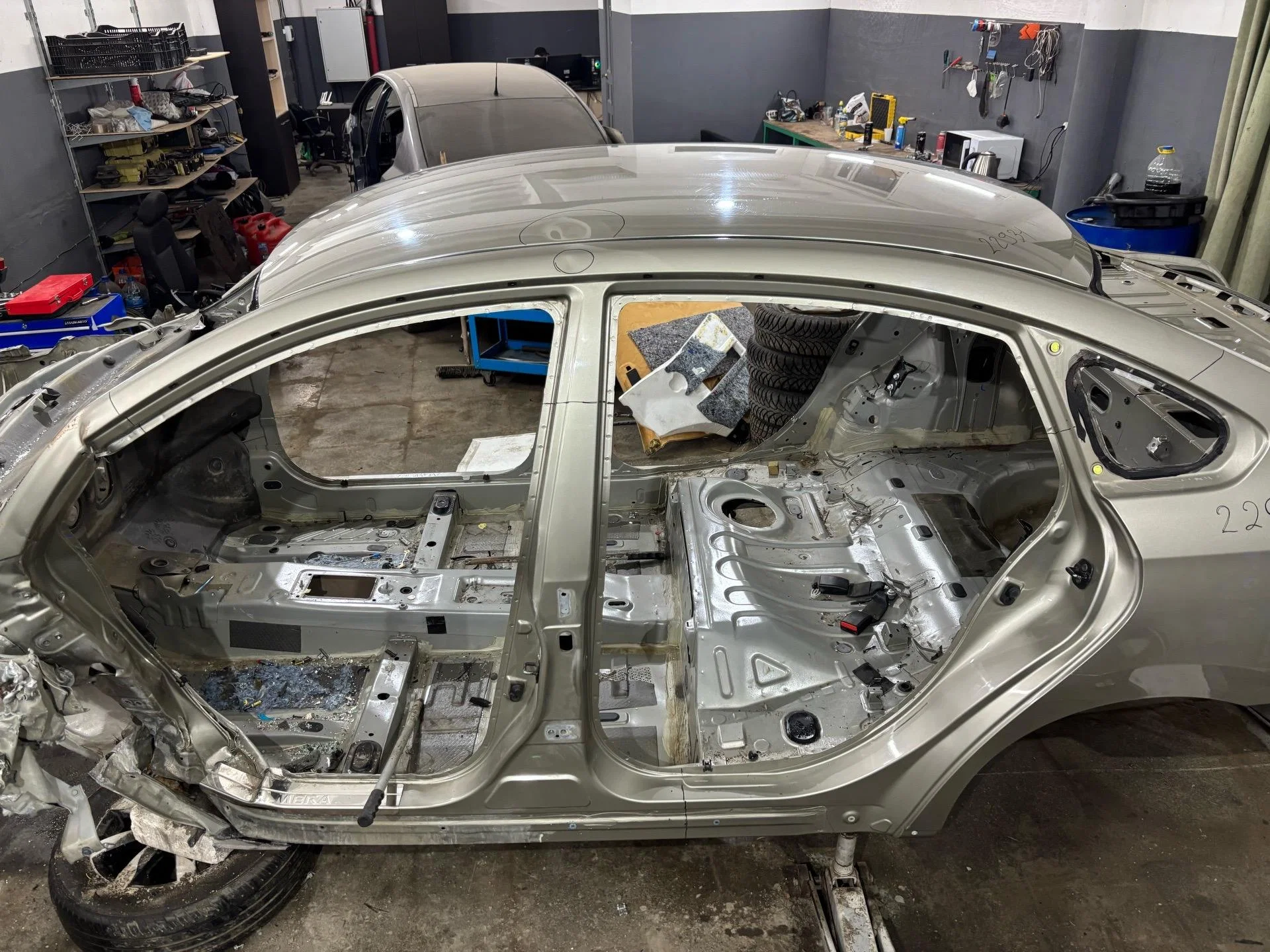 Крыша Nissan Almera G15 2016 731124AA8A - миниатюра 2