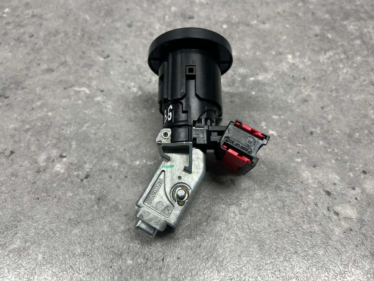 Замок зажигания Nissan Terrano D10 2018 4876000Q0A - миниатюра 4