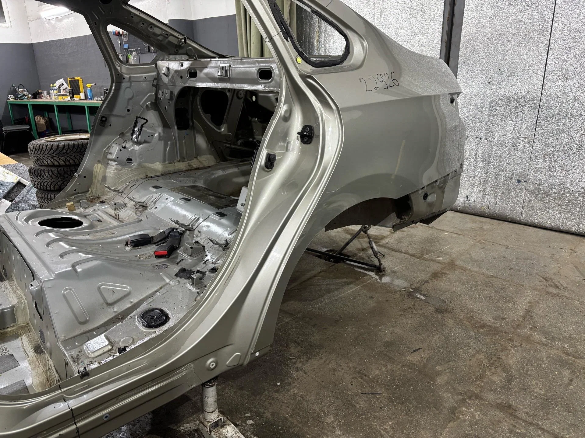 Крыло заднее левое Nissan Almera G15 2016 - миниатюра 2