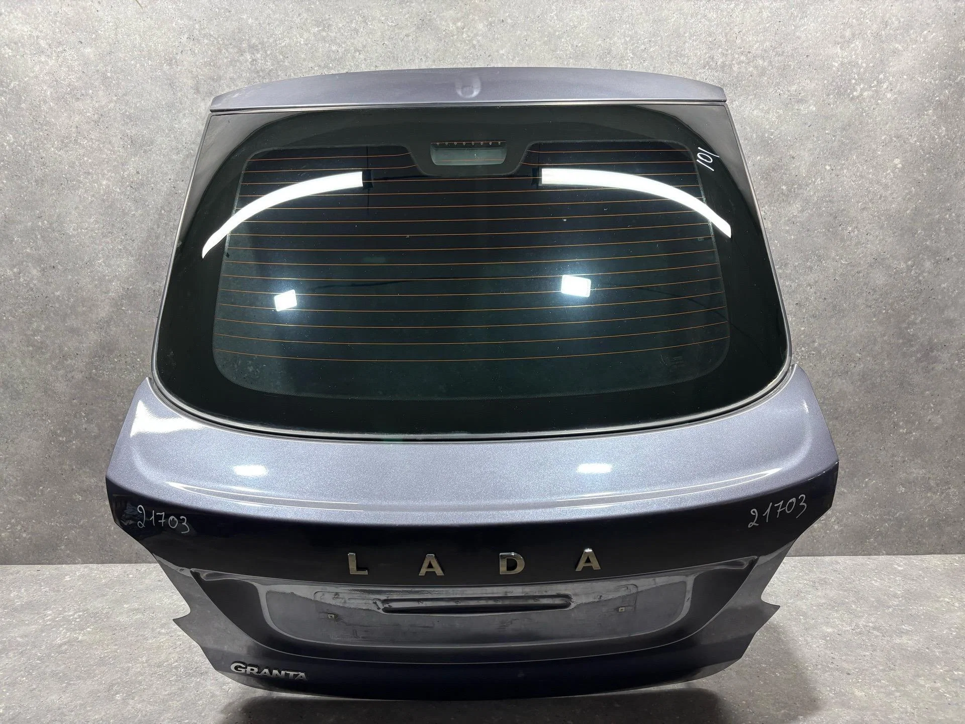 Крышка багажника Lada Granta 1 рест. 2022 - миниатюра 2