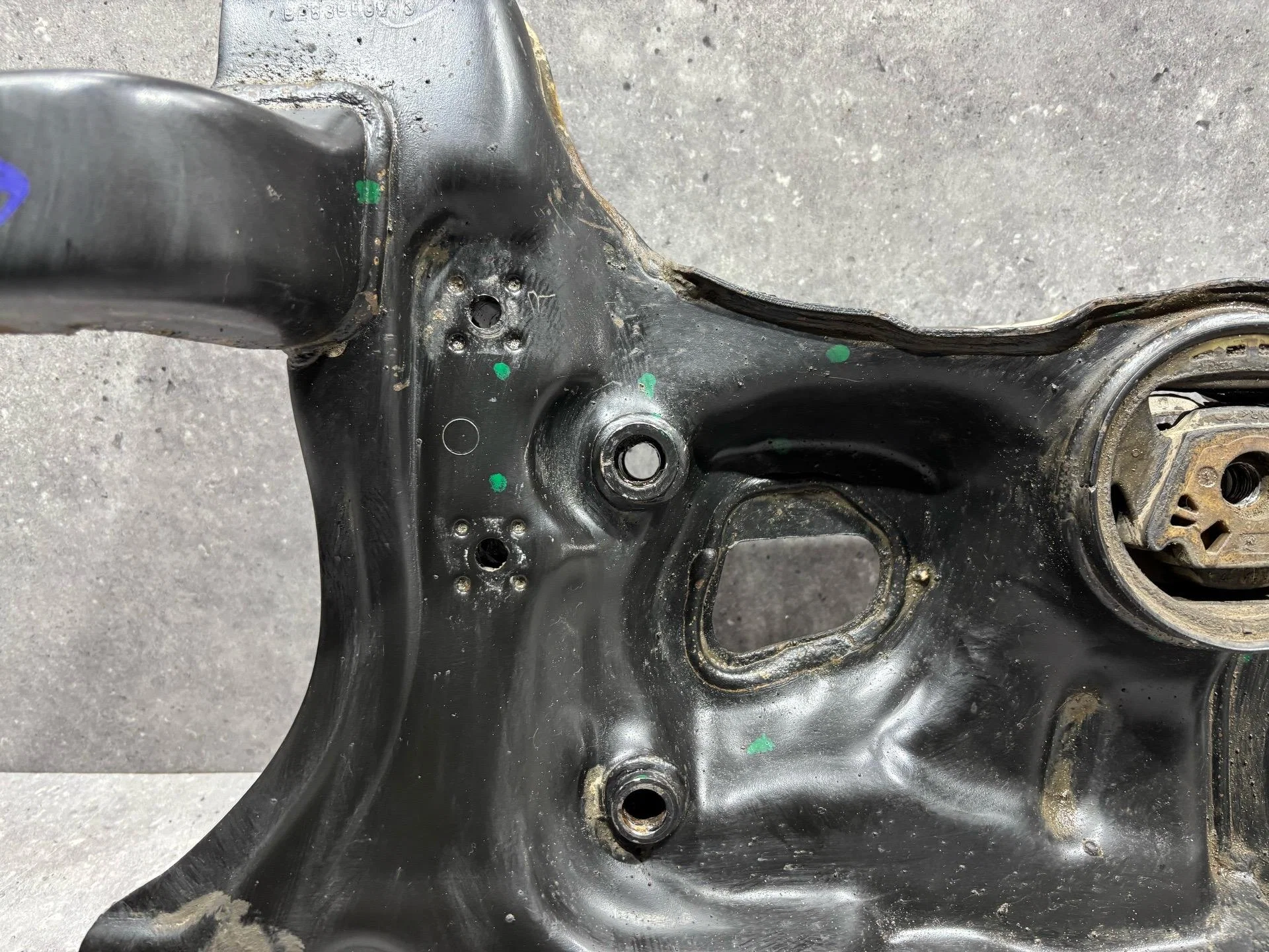 Передняя балка (подрамник) Volkswagen Jetta 6 162 - миниатюра 6