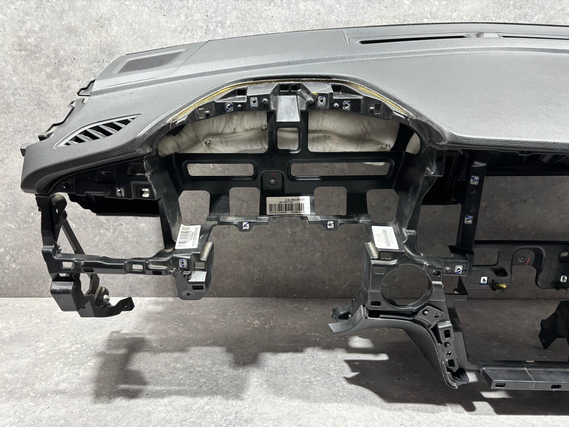 Торпедо Hyundai Sonata 7 LF 2016 84710C1000TRY - миниатюра 3